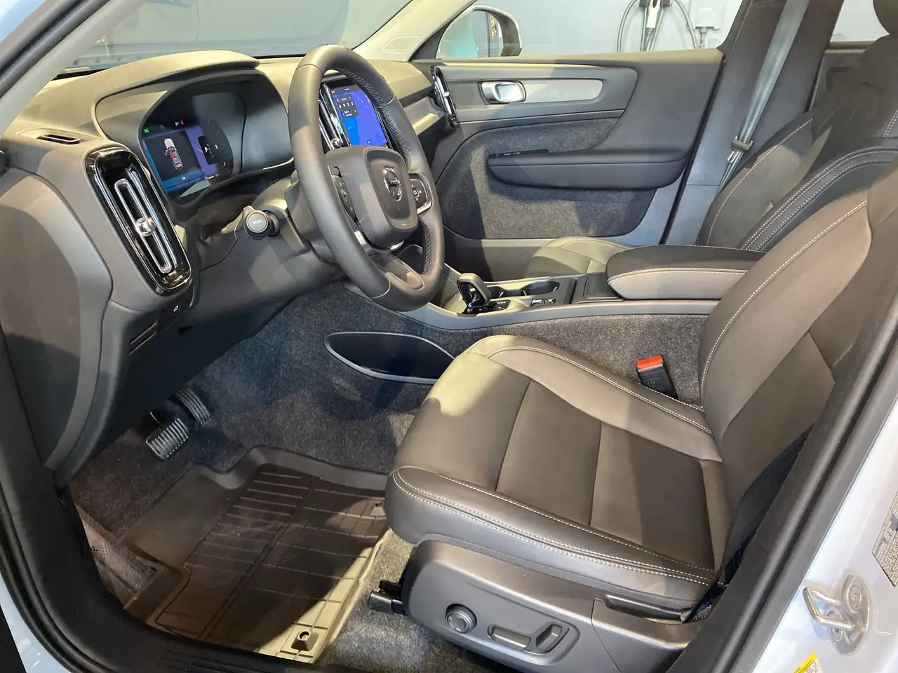 Volvo XC40 снимка Volvo XC40