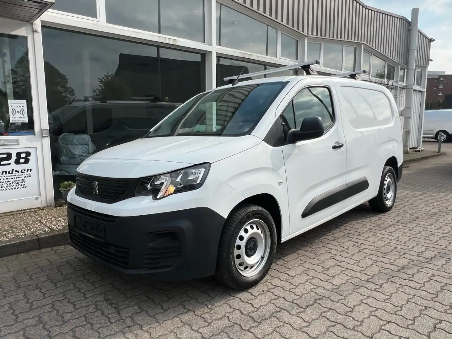 Peugeot Partner PARTNER PRO L2H1/REGALE/SITZHZG./TÜV+SERVICE Weiß - 2