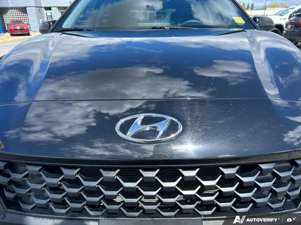 Hyundai KONA снимка Hyundai KONA