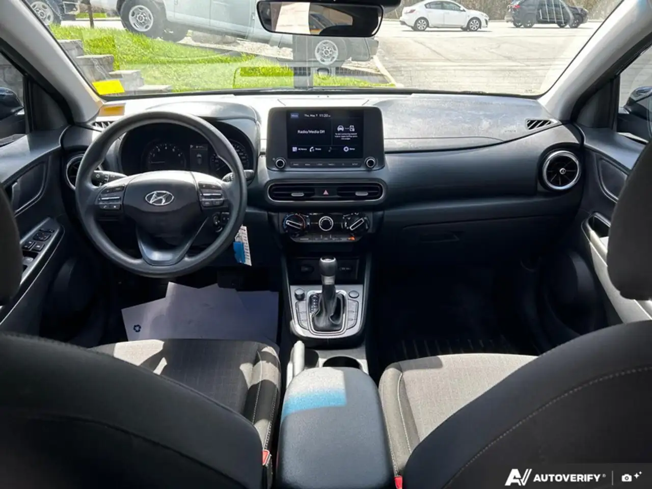 Hyundai KONA снимка Hyundai KONA