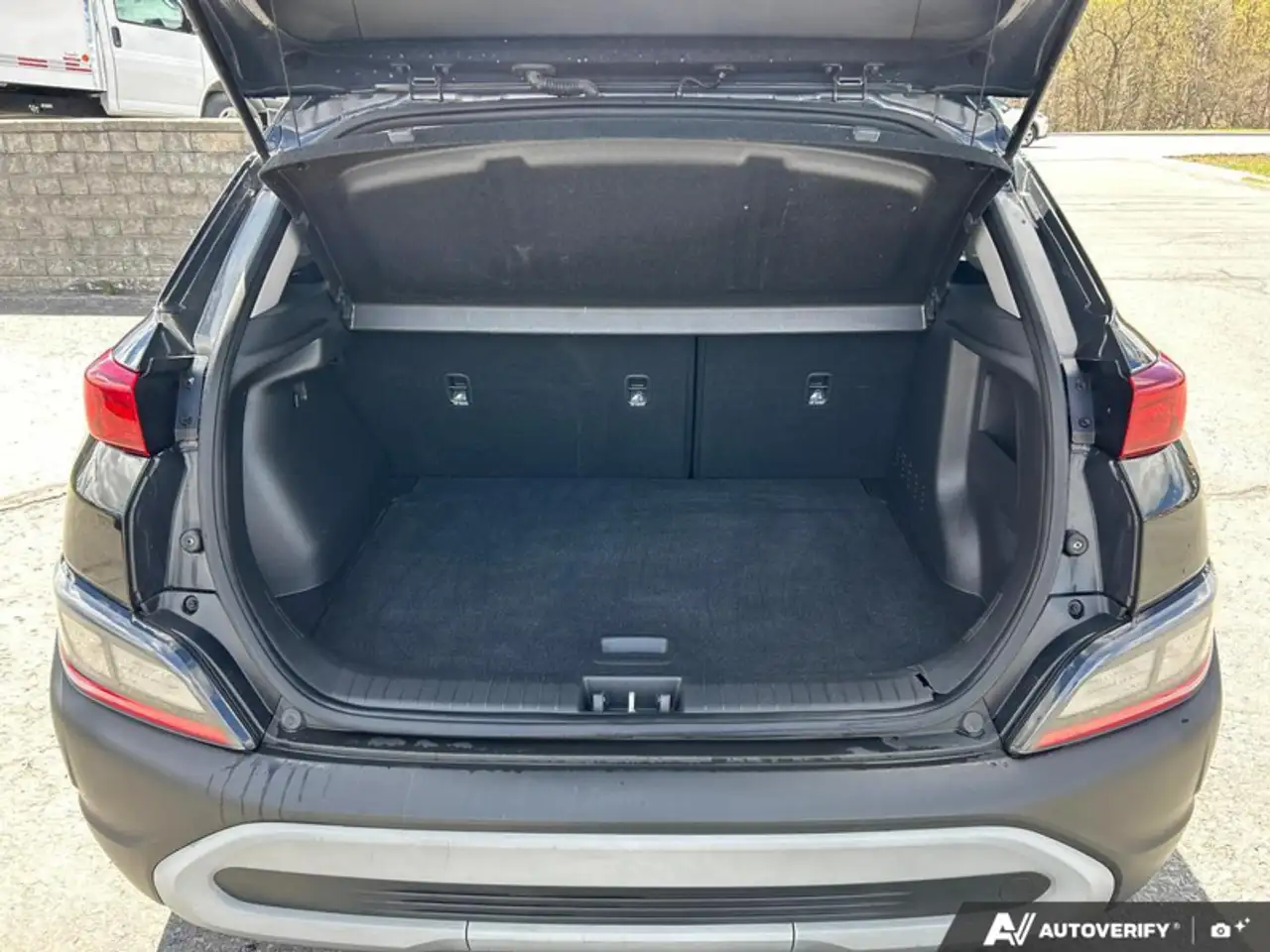 Hyundai KONA снимка Hyundai KONA
