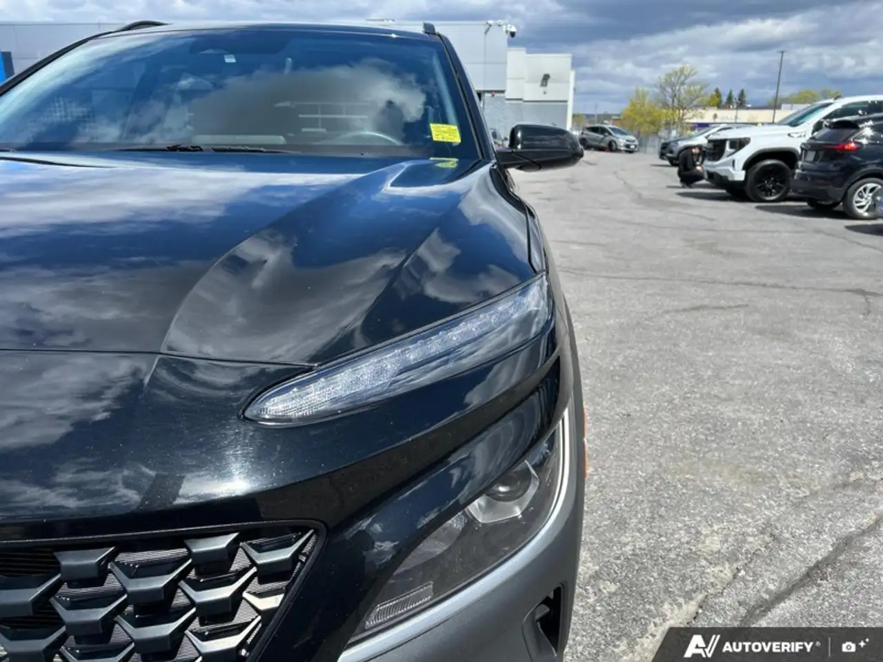 Hyundai KONA снимка Hyundai KONA