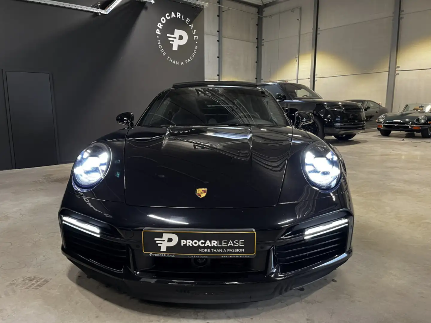 Porsche 992 911/992 TURBO S/ 1 HAND/ Noir - 2