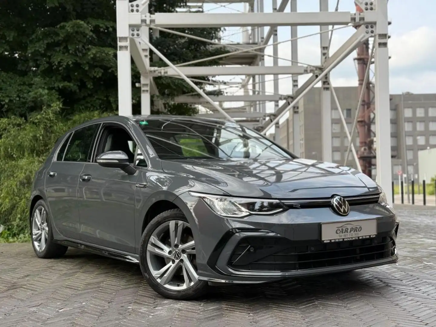 Volkswagen Golf VIII R LINE Grau - 2