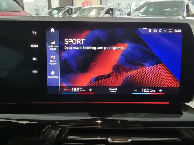 BMW 2 Series view 28