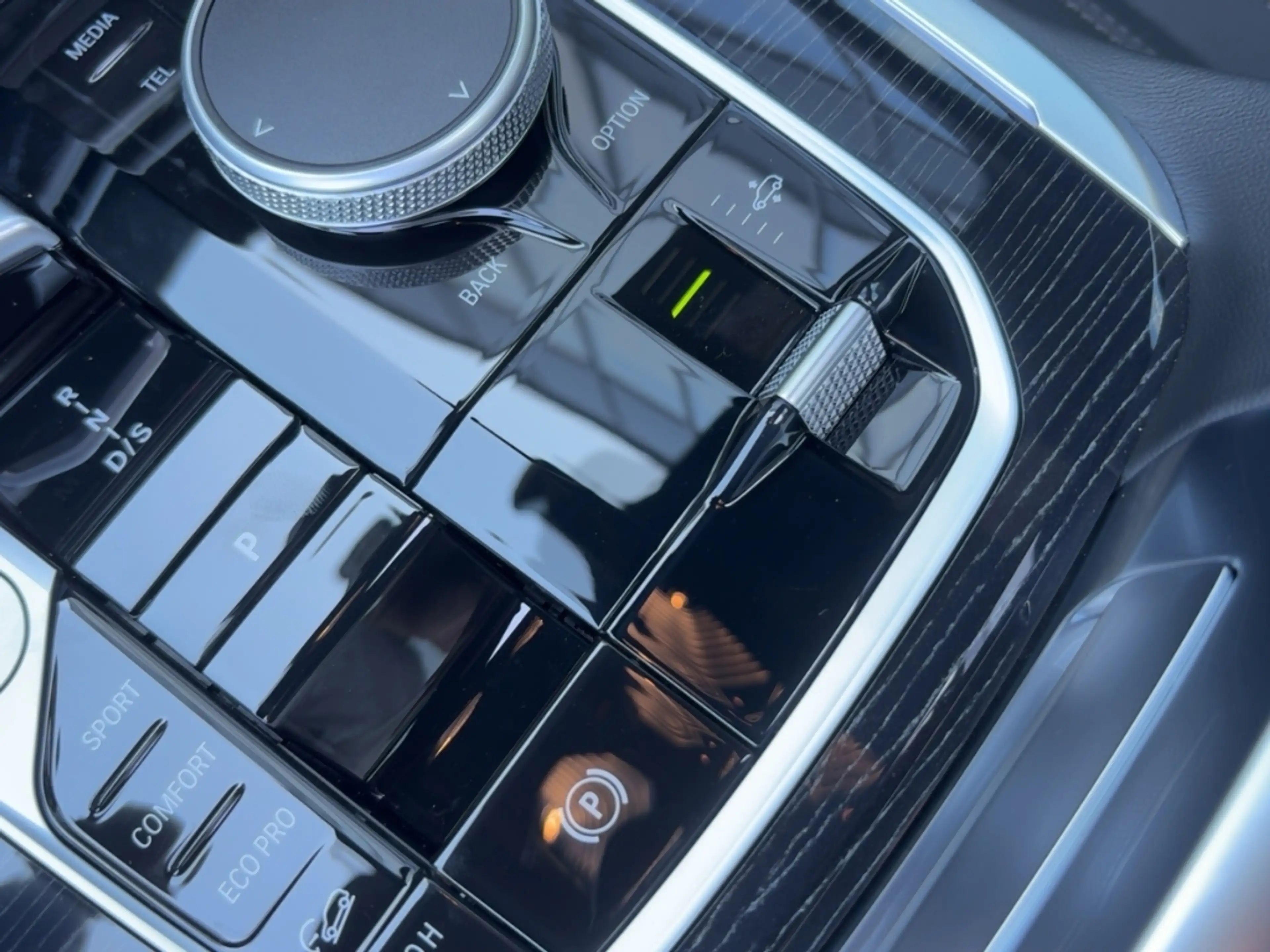 BMW X7 xDrive 40d Sportpaket HUD Luftfederung Niveau Stan — photo 15