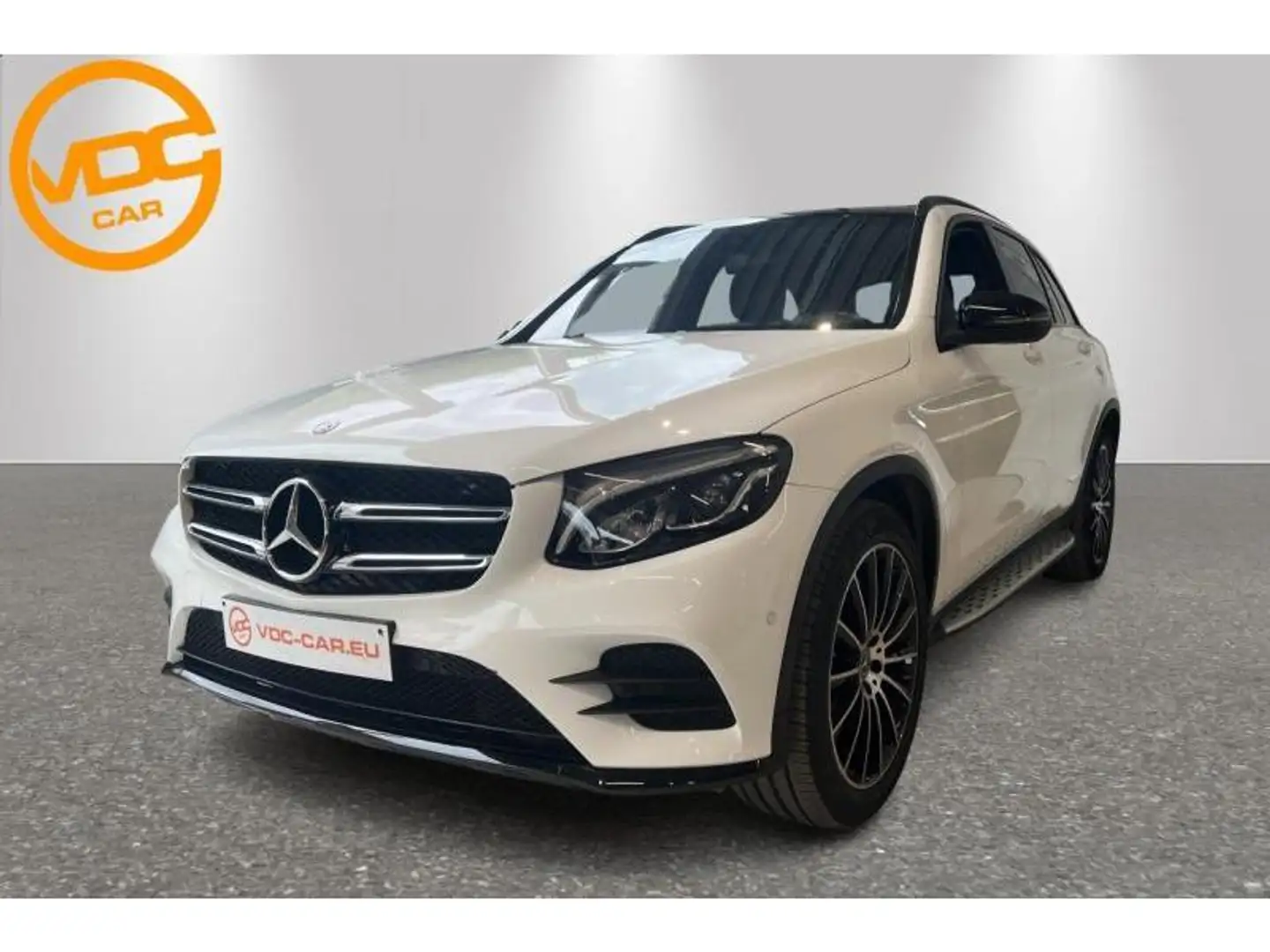 Mercedes-Benz GLC 220 GLC 220d 4MATIC AMG LINE Blanc - 1