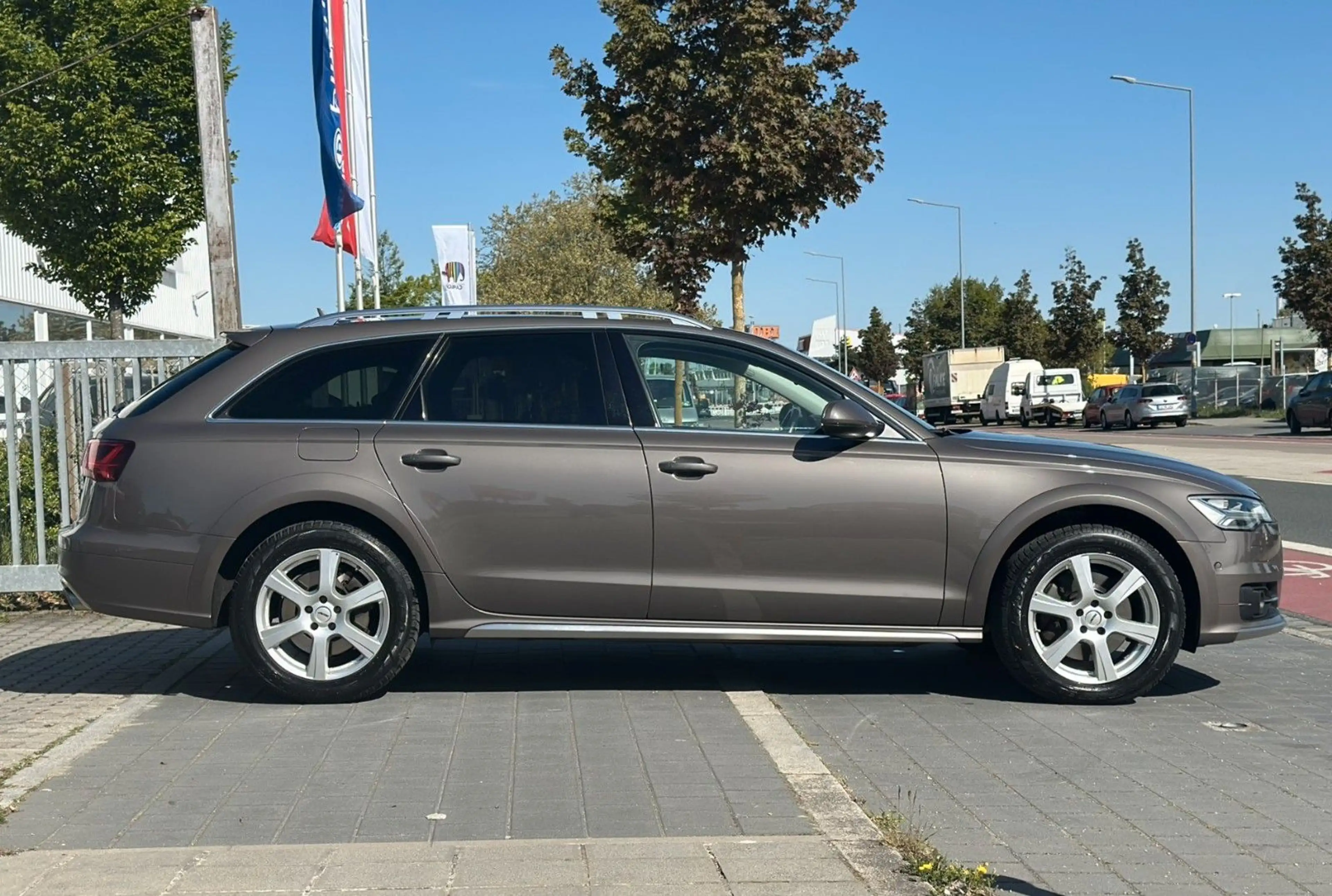 Audi A6 allroad TDI Quattro / Standheiz. / Alcantara — photo 6