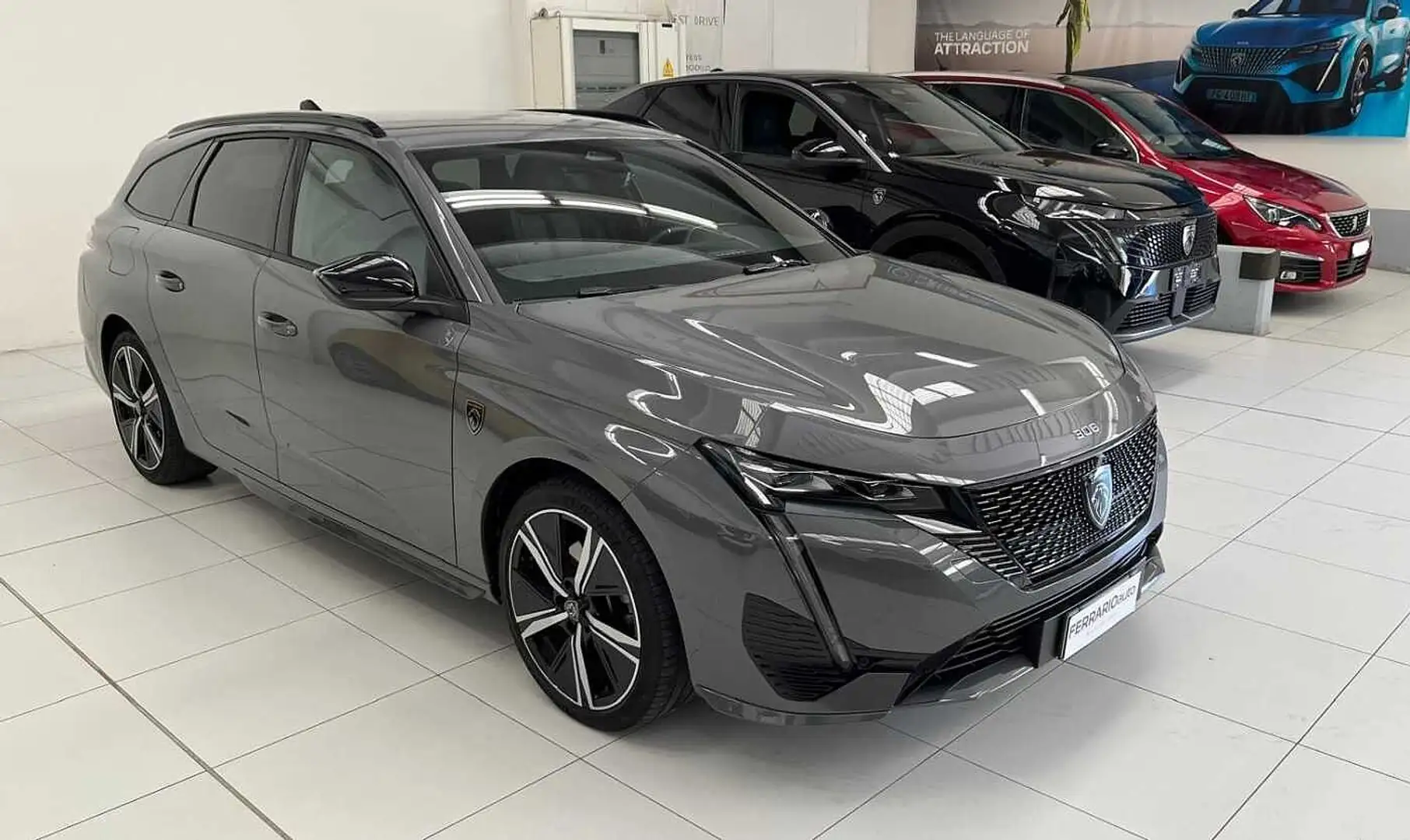 Peugeot 308 3ª serie PureTech Turbo 130 S&S EAT8 SW GT Grijs - 2
