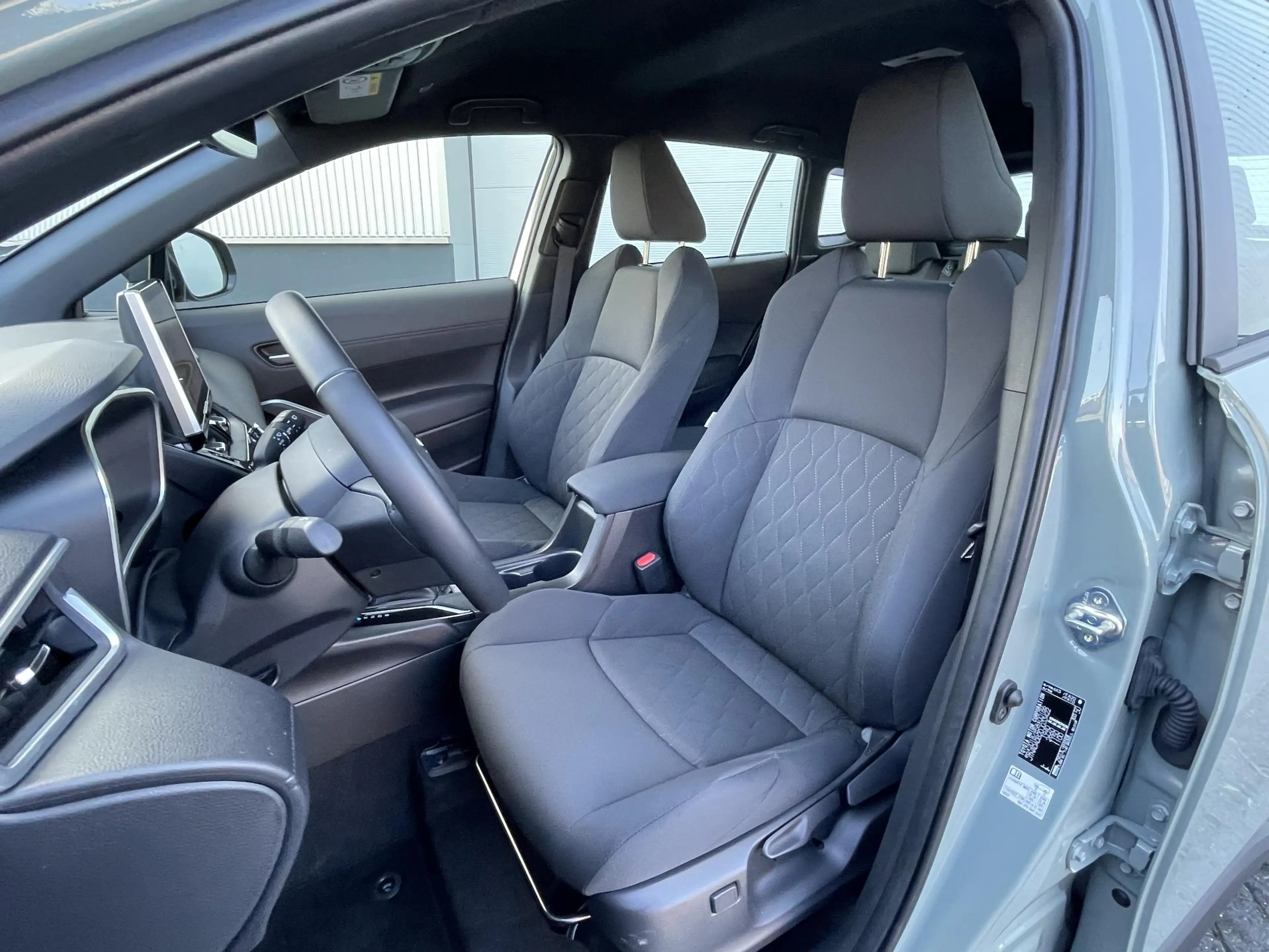 Toyota Corolla Cross Hybrid 140 Active , Org Nl — photo 3