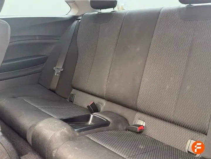 BMW Serie 2 218d (F22) 2019, foto 19