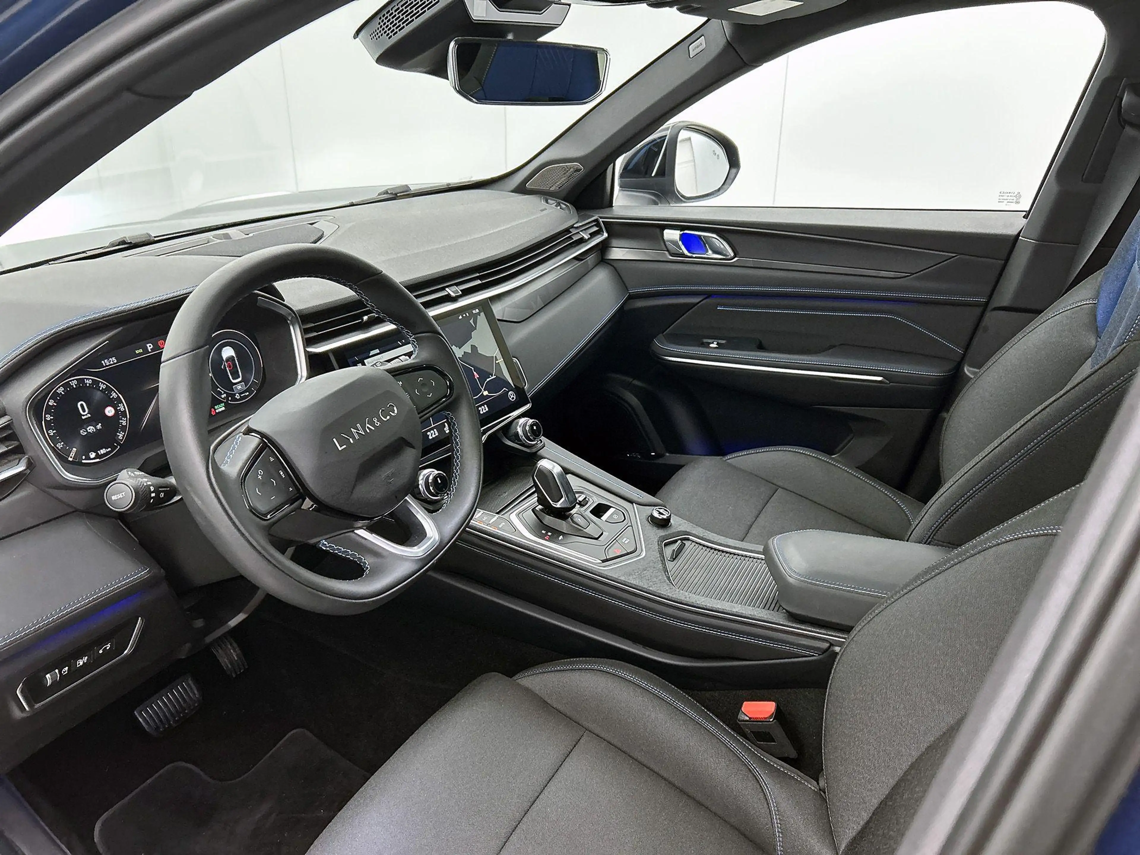 Lynk & Co 01 263pk 1.5 Automaat | Navigatie | Panoramadak | 360 — photo 10