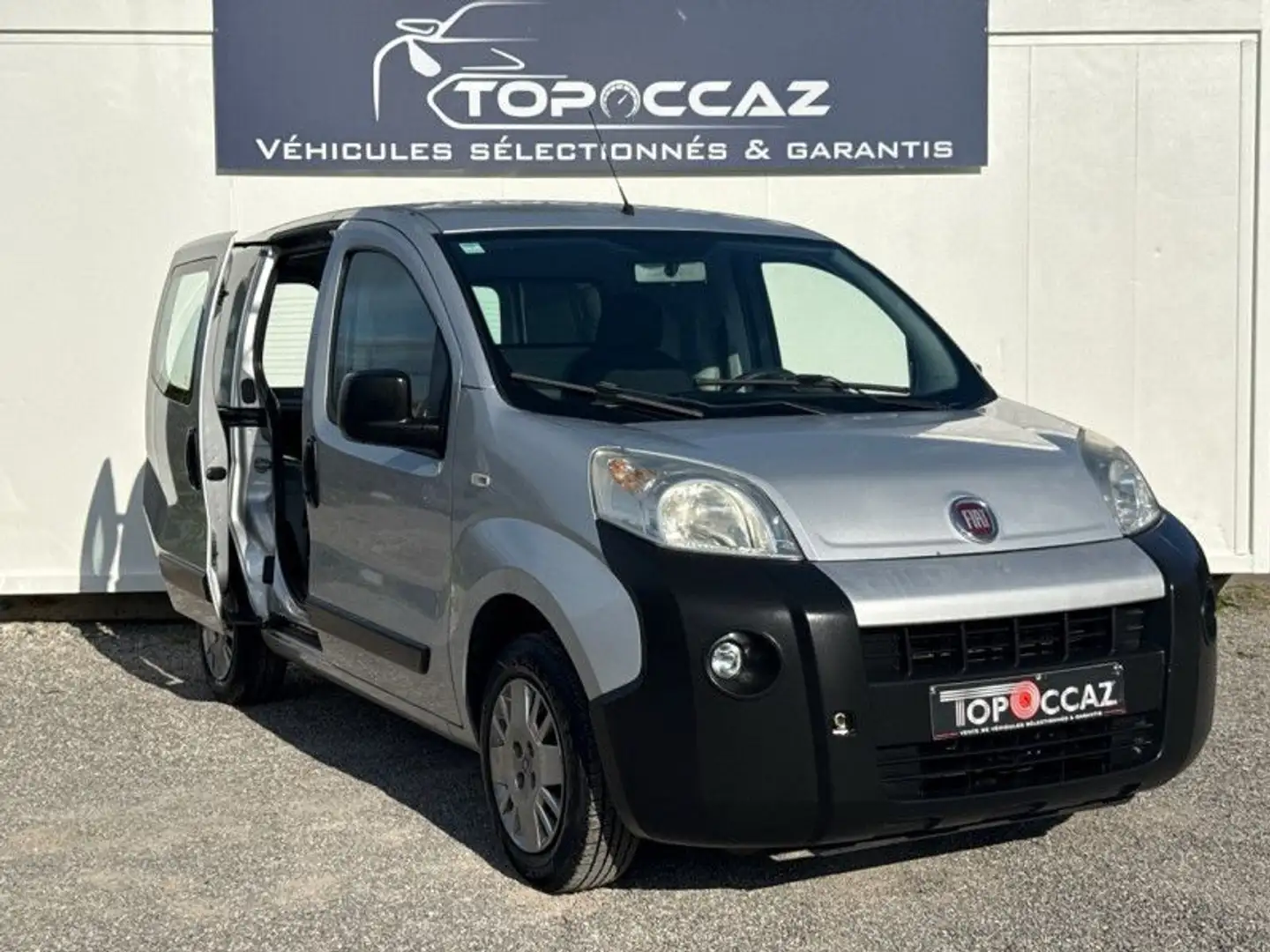 Fiat Fiorino COMBI 1.4 ESS 75CH * 2015 * TRES BON ETAT * GARANT Gris - 2