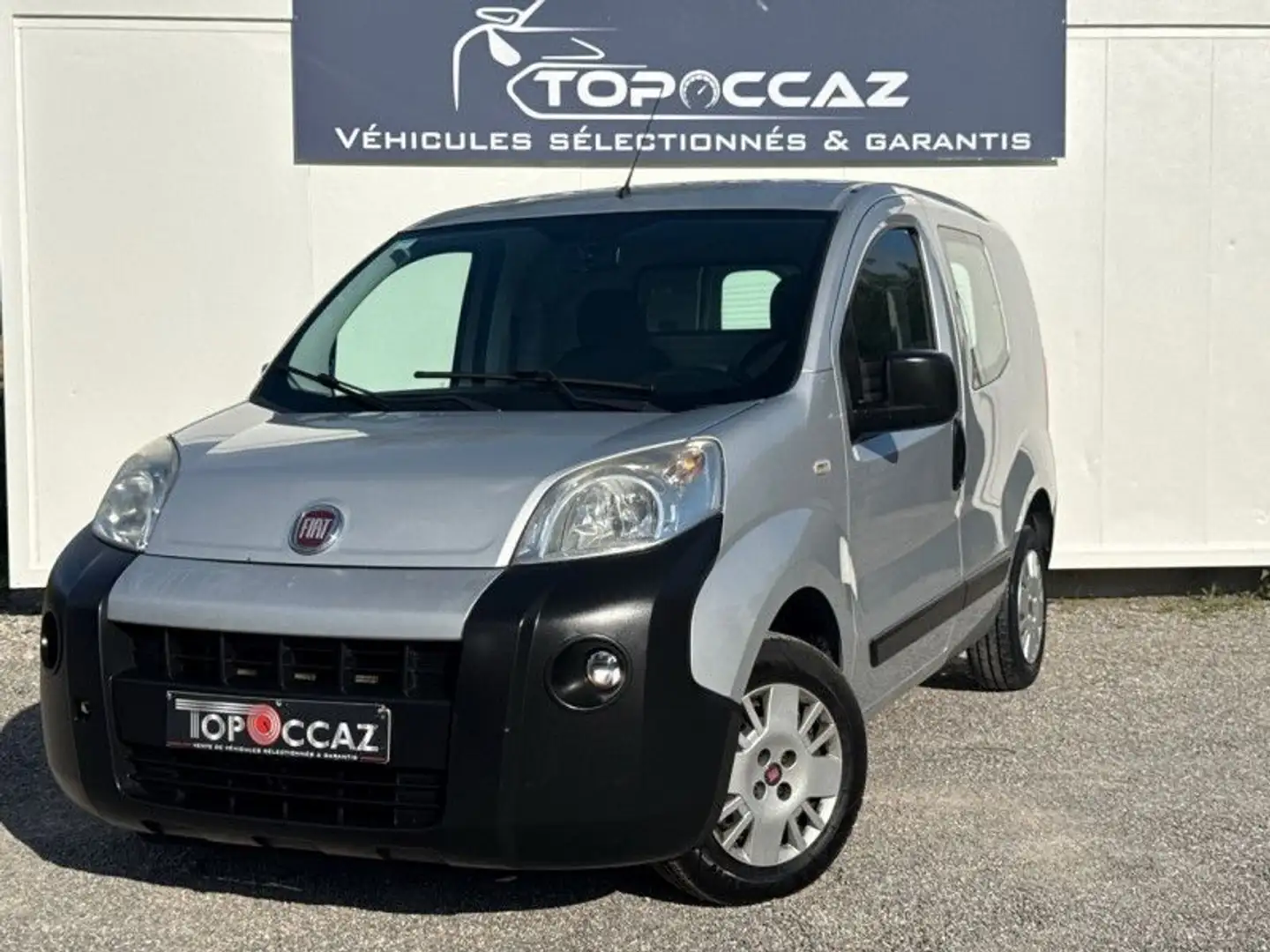 Fiat Fiorino COMBI 1.4 ESS 75CH * 2015 * TRES BON ETAT * GARANT Gris - 1