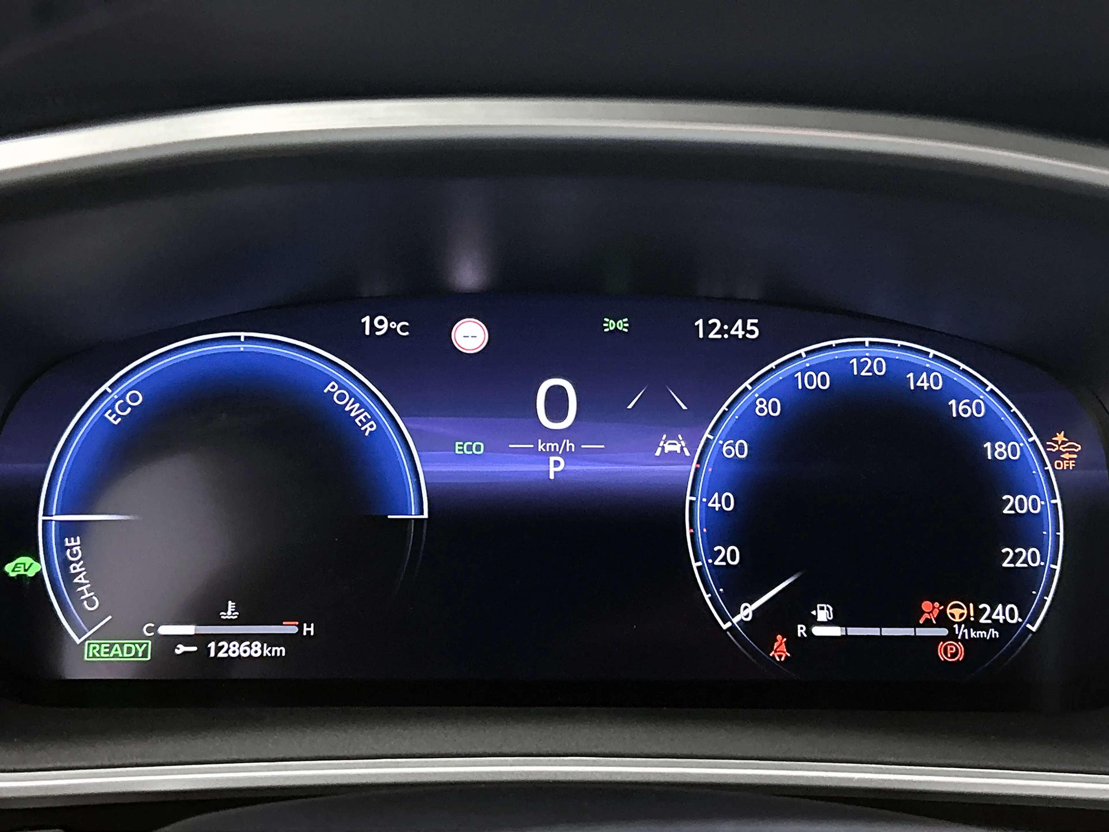 Toyota Corolla Cross Hybrid 140 Style | Premium Pack | BLS | PDC | Navi — photo 5