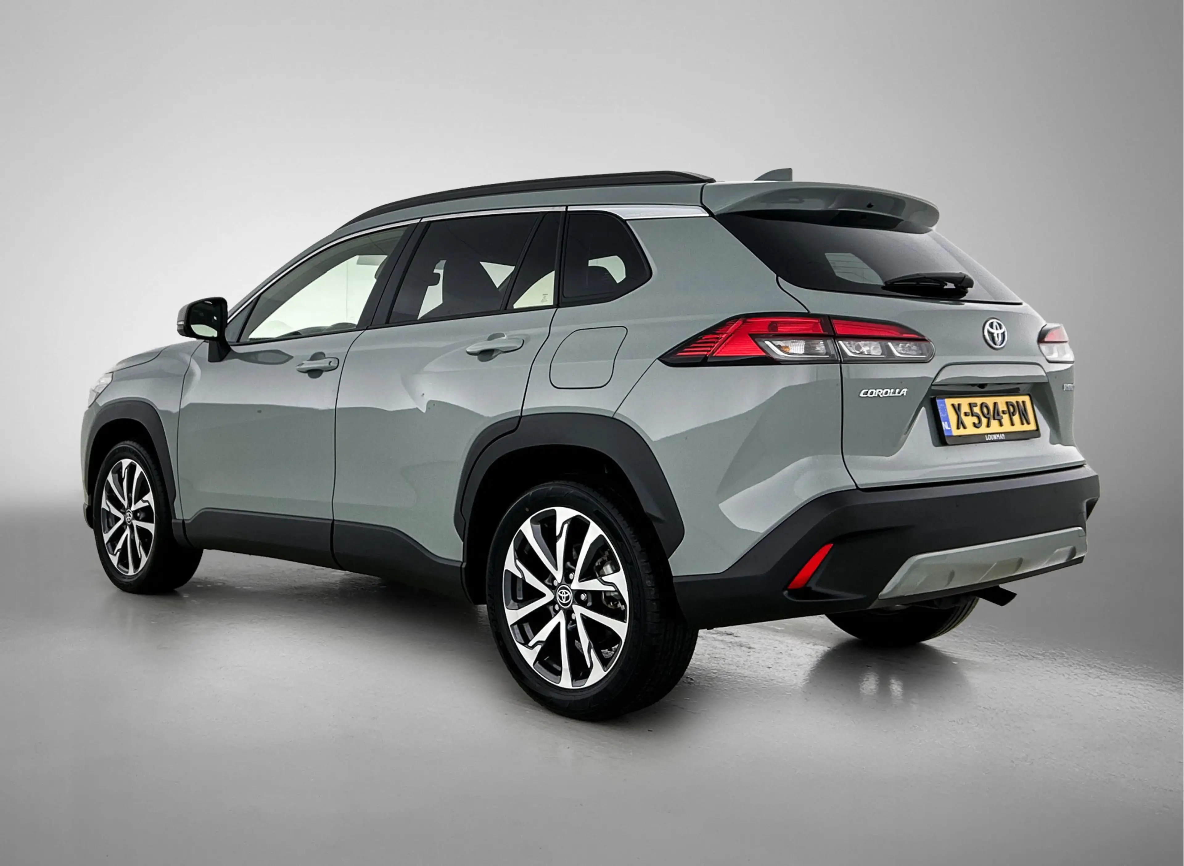 Toyota Corolla Cross Hybrid 140 Style | Premium Pack | BLS | PDC | Navi — photo 14