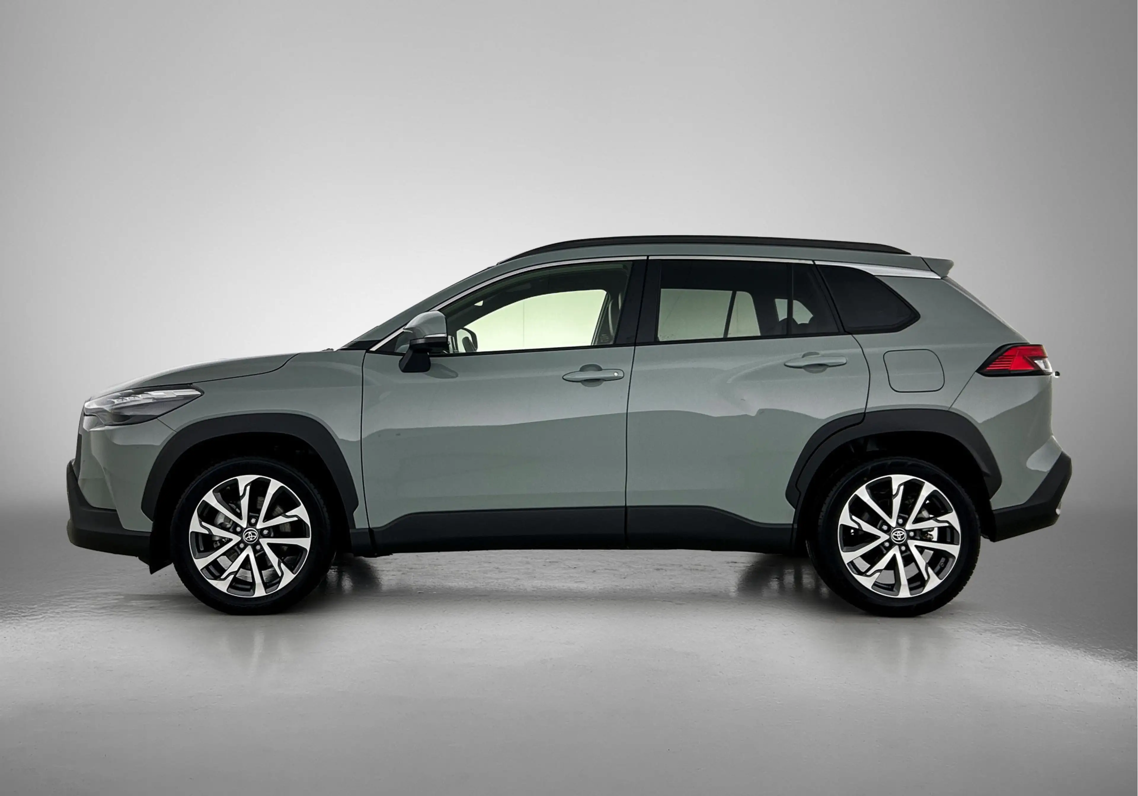 Toyota Corolla Cross Hybrid 140 Style | Premium Pack | BLS | PDC | Navi — photo 3