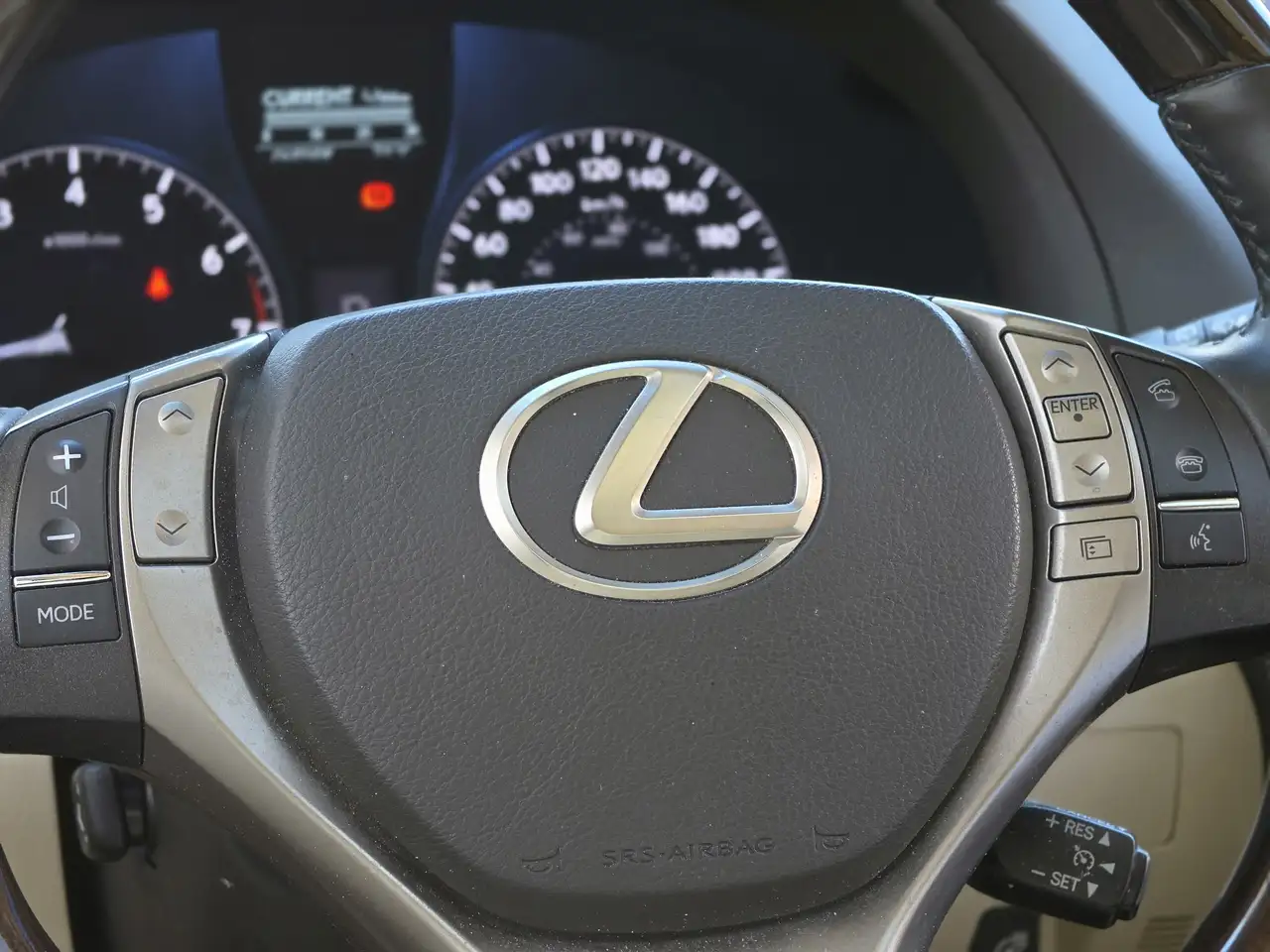 Lexus RX fotografie Lexus RX