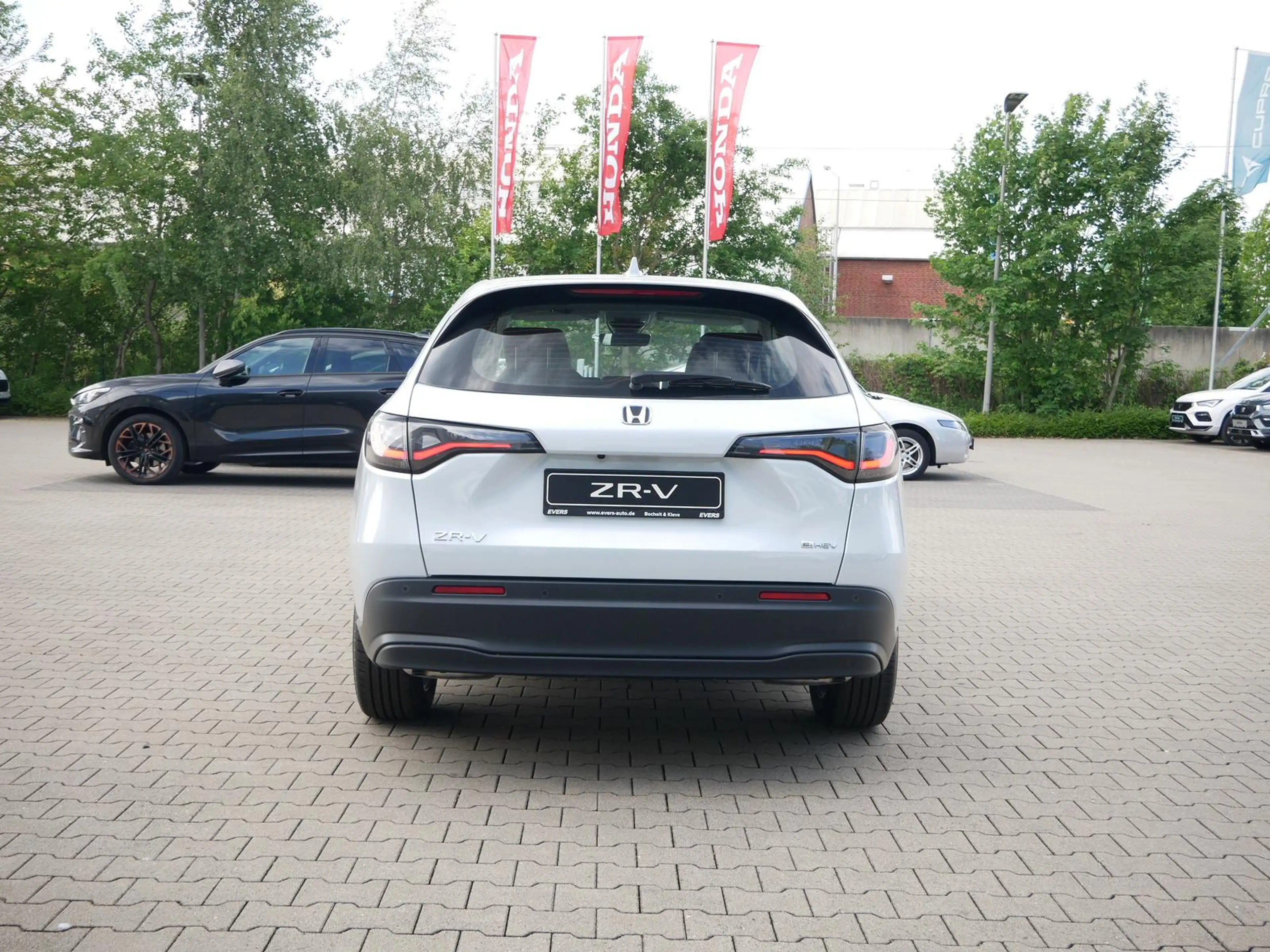 Honda ZR-V 2.0 i-MMD HYBRID ELEGANCE NAVI+8J.GARANTIE — photo 8