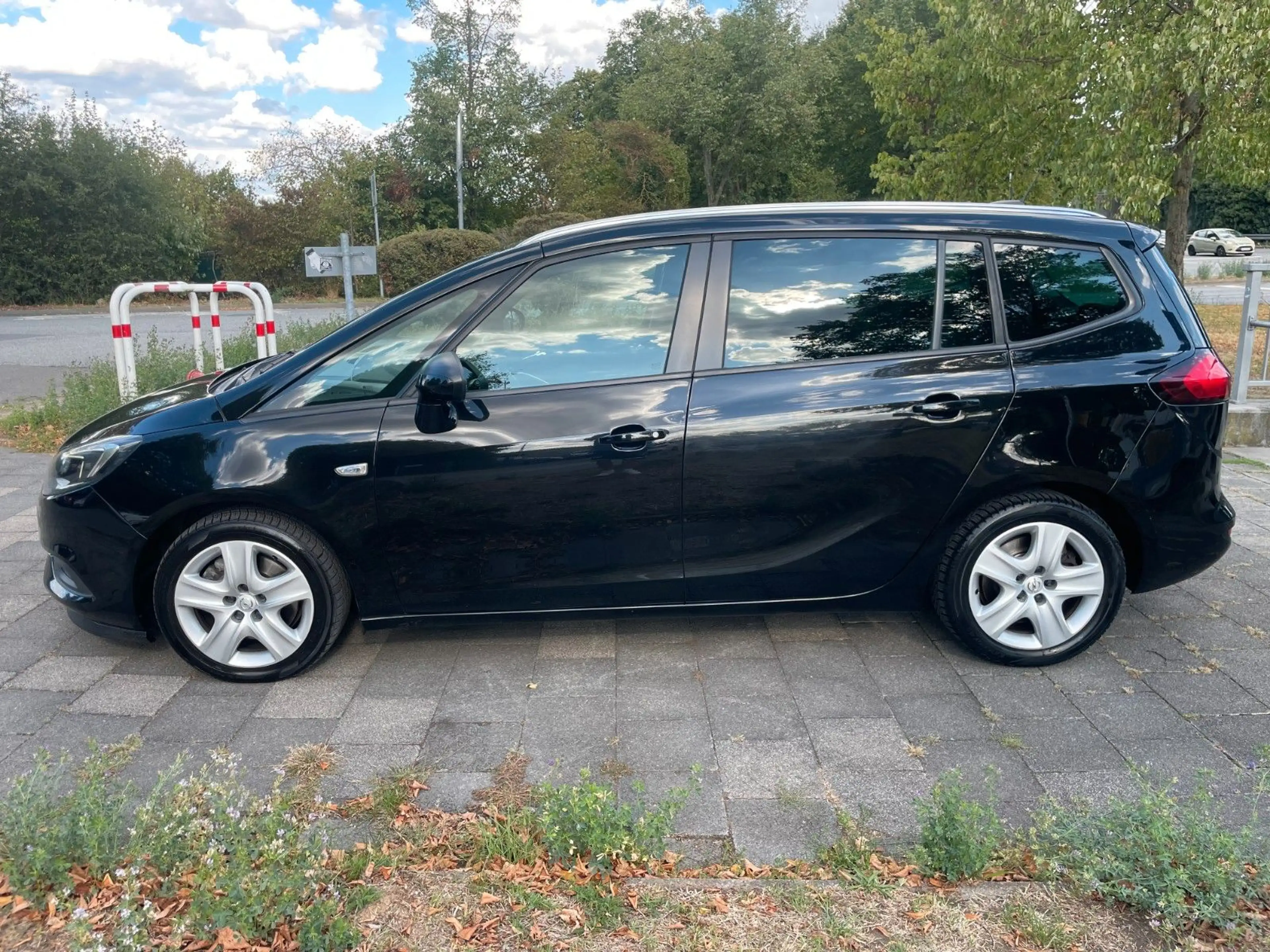 Opel Zafira Tourer 2.0 CDTI Buisenss Edition / 7 Sitz — photo 3