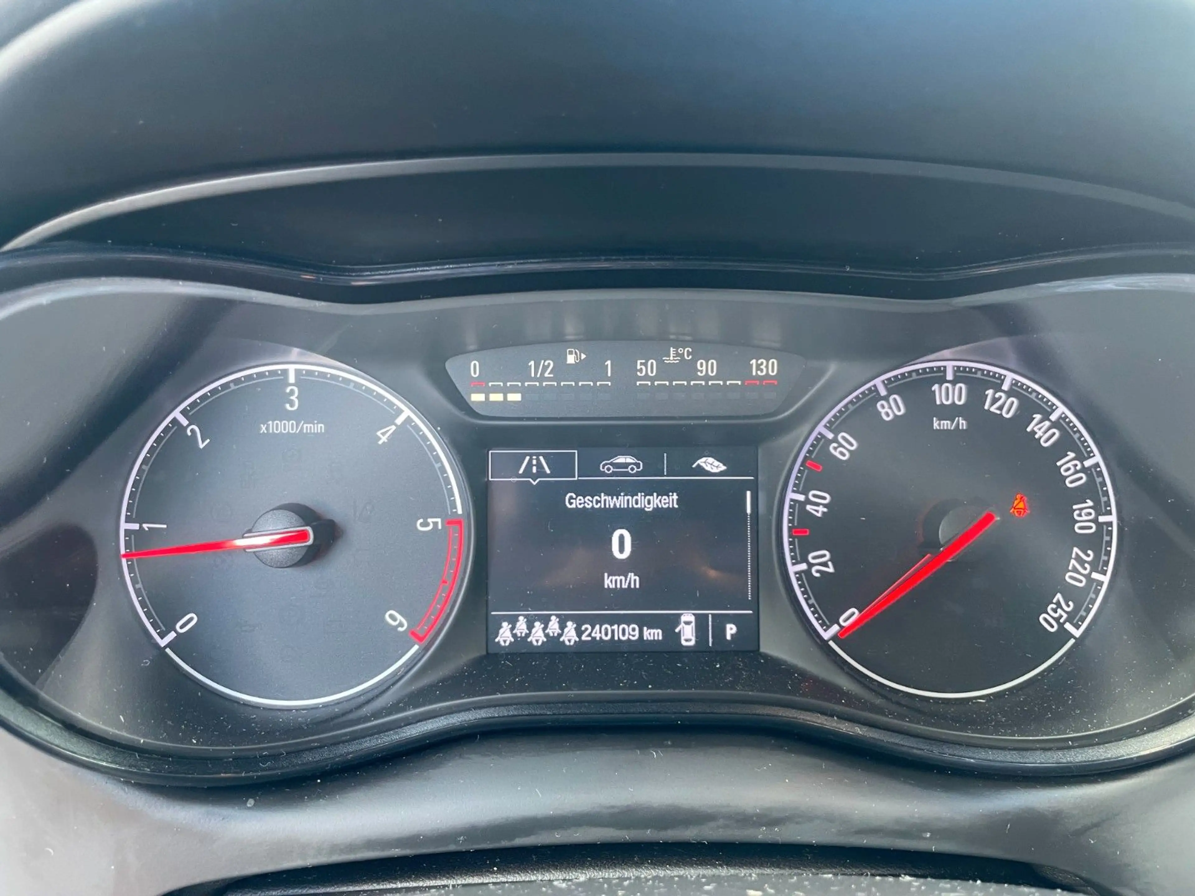 Opel Zafira Tourer 2.0 CDTI Buisenss Edition / 7 Sitz — photo 13