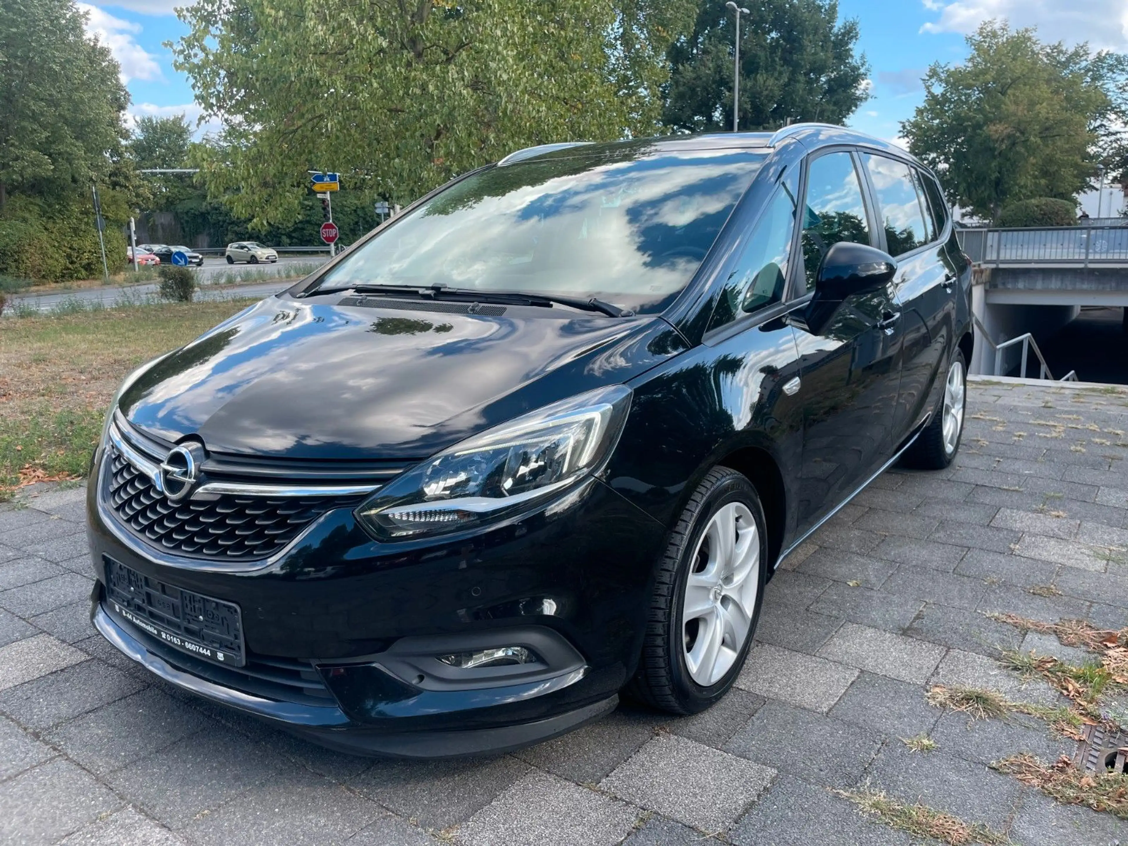 Opel Zafira Tourer 2.0 CDTI Buisenss Edition / 7 Sitz — photo 2