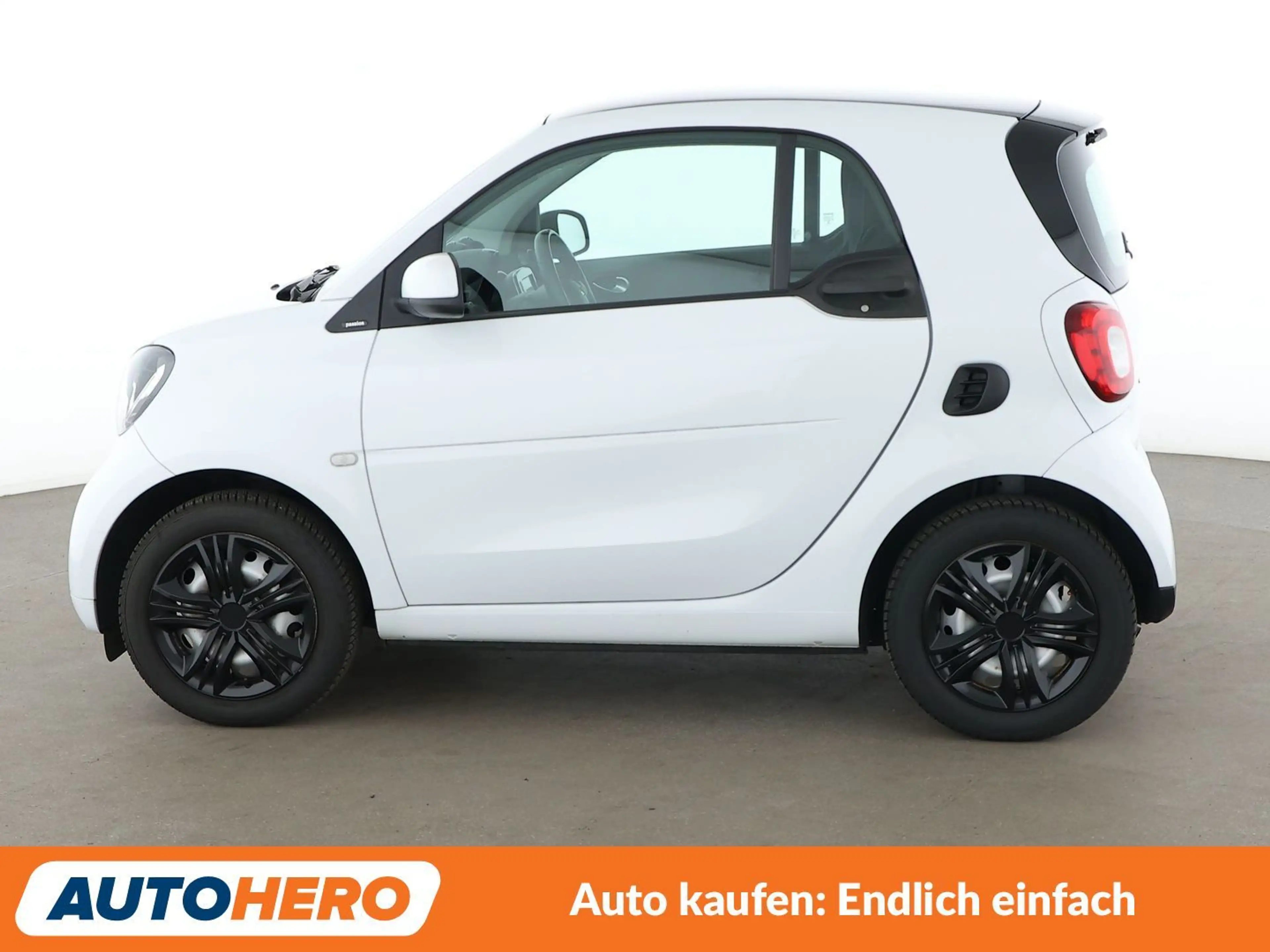 smart forTwo 1.0 passion Aut.*NAVI*SHZ*KLIMA*TEMPO*PANO* — photo 3