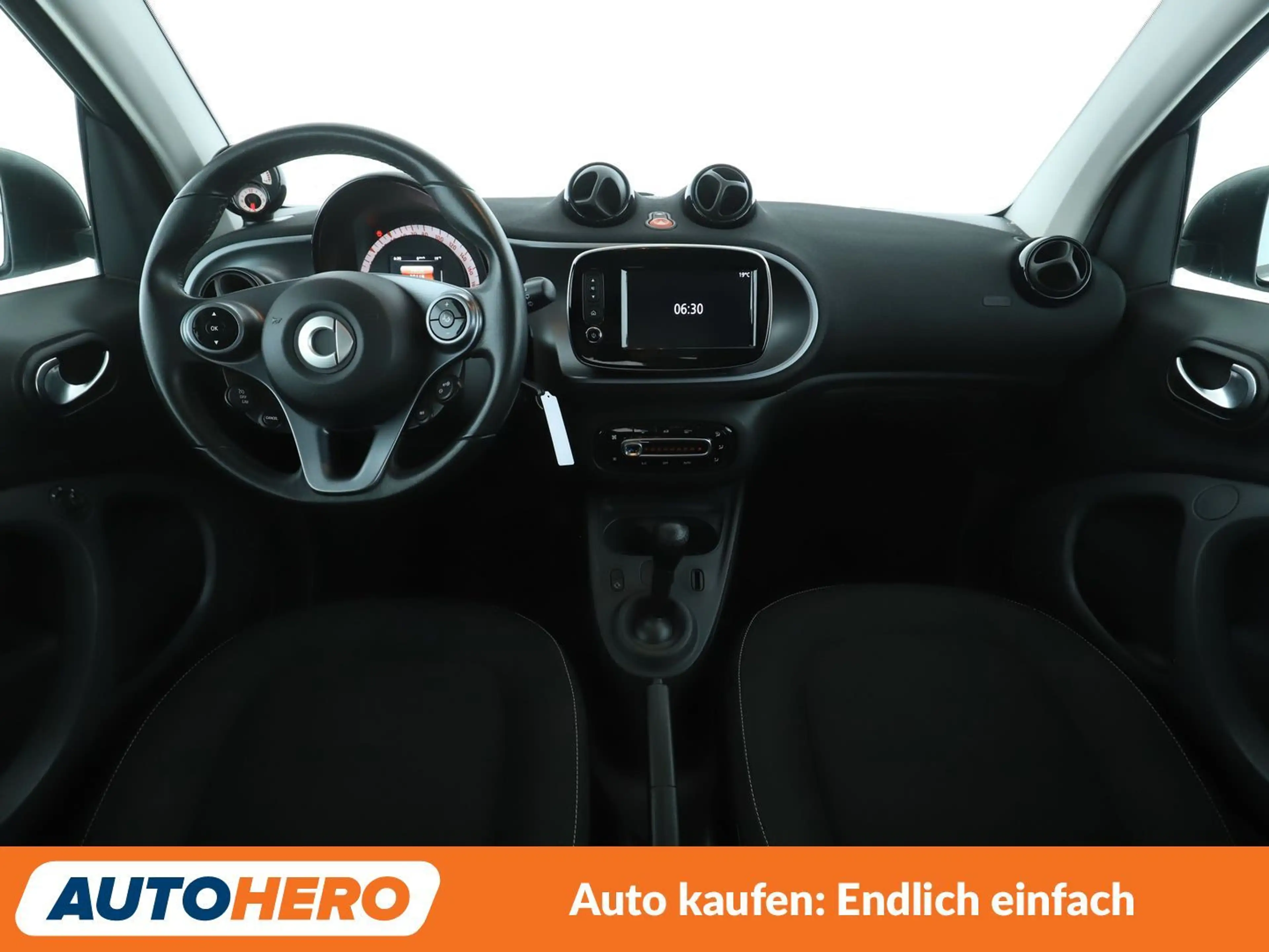 smart forTwo 1.0 passion Aut.*NAVI*SHZ*KLIMA*TEMPO*PANO* — photo 14