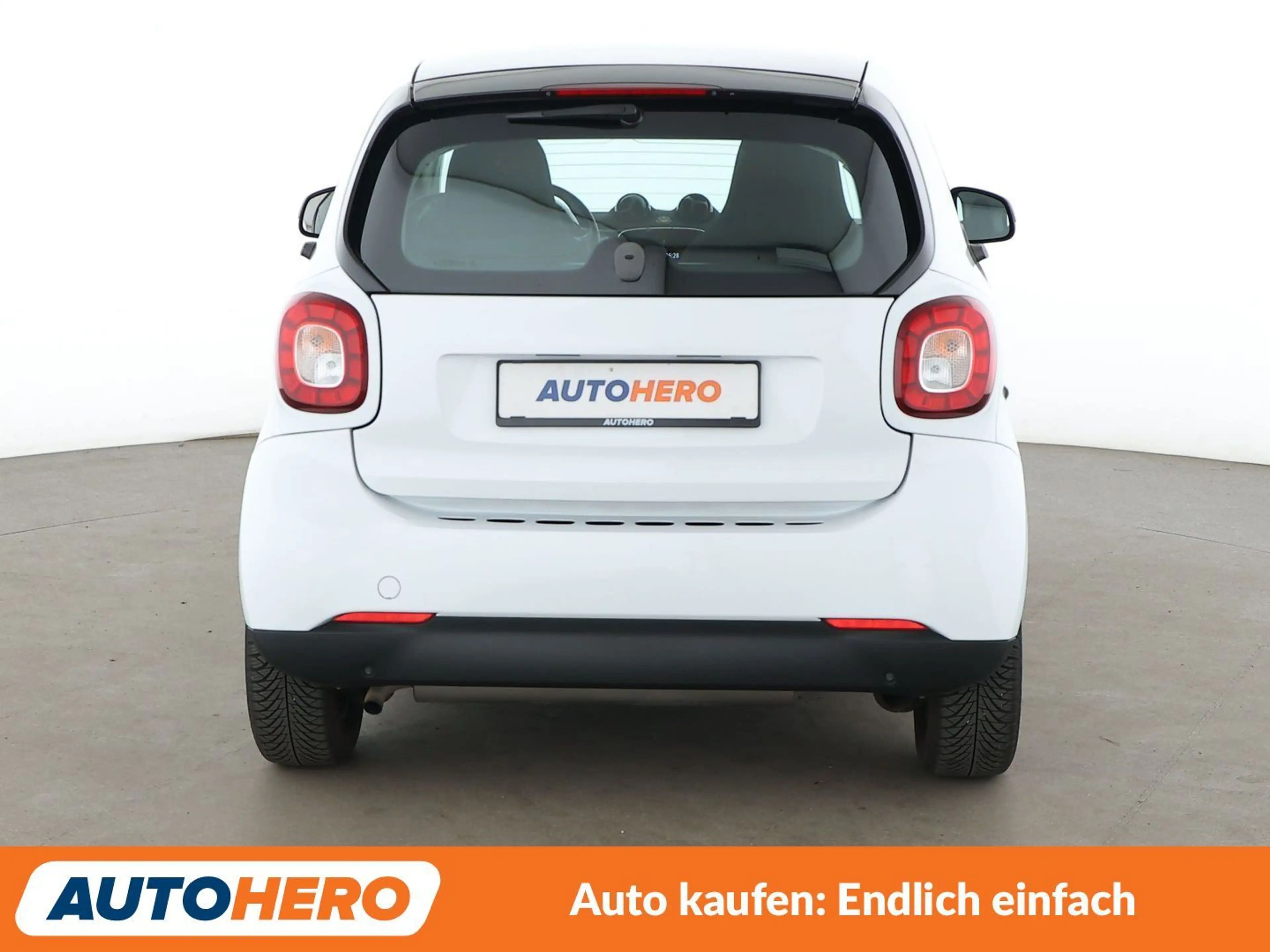 smart forTwo 1.0 passion Aut.*NAVI*SHZ*KLIMA*TEMPO*PANO* — photo 5