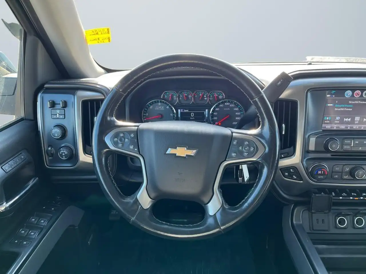 Chevrolet Silverado 1500 снимка Chevrolet Silverado 1500