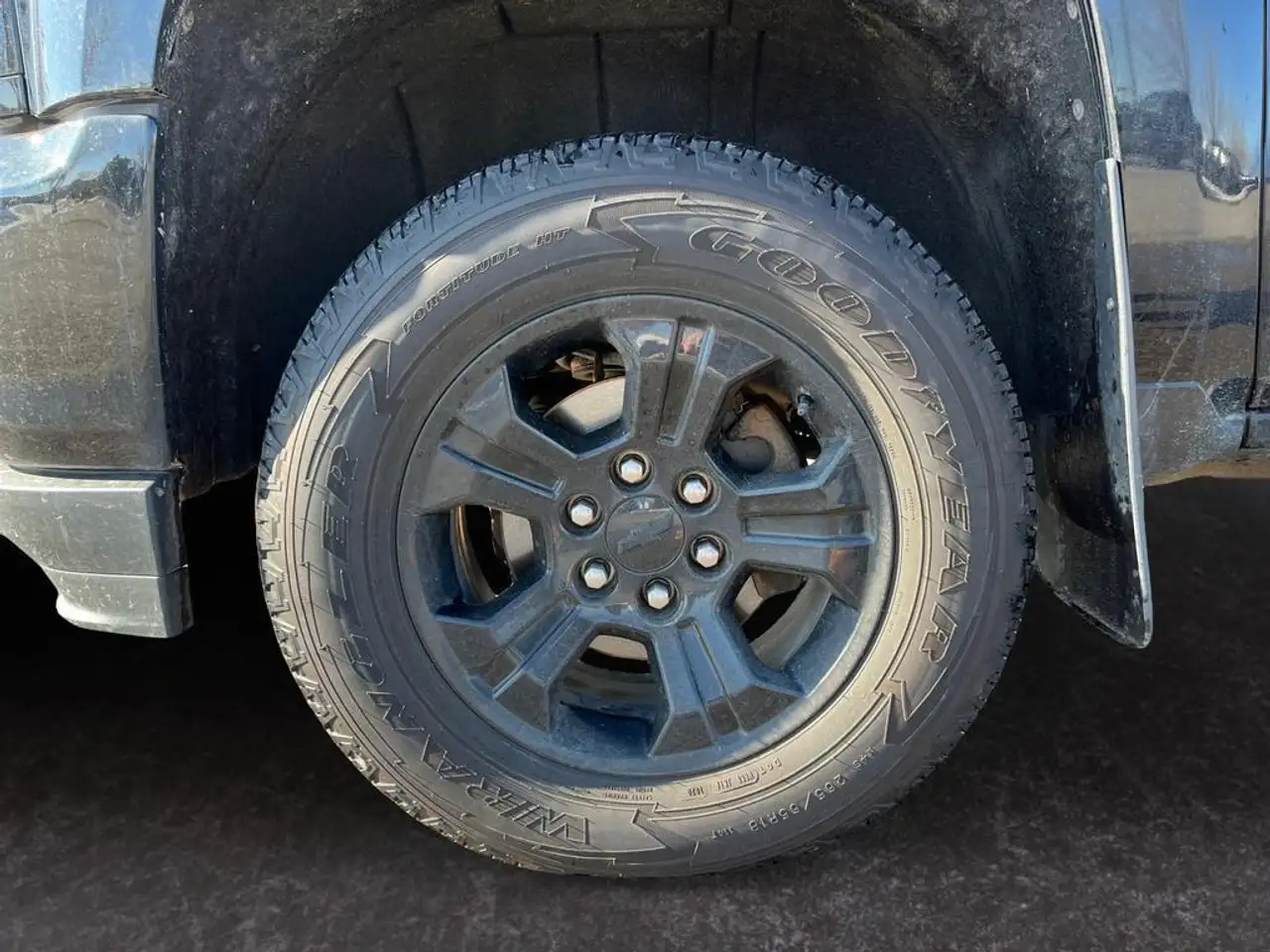 Chevrolet Silverado 1500 снимка Chevrolet Silverado 1500