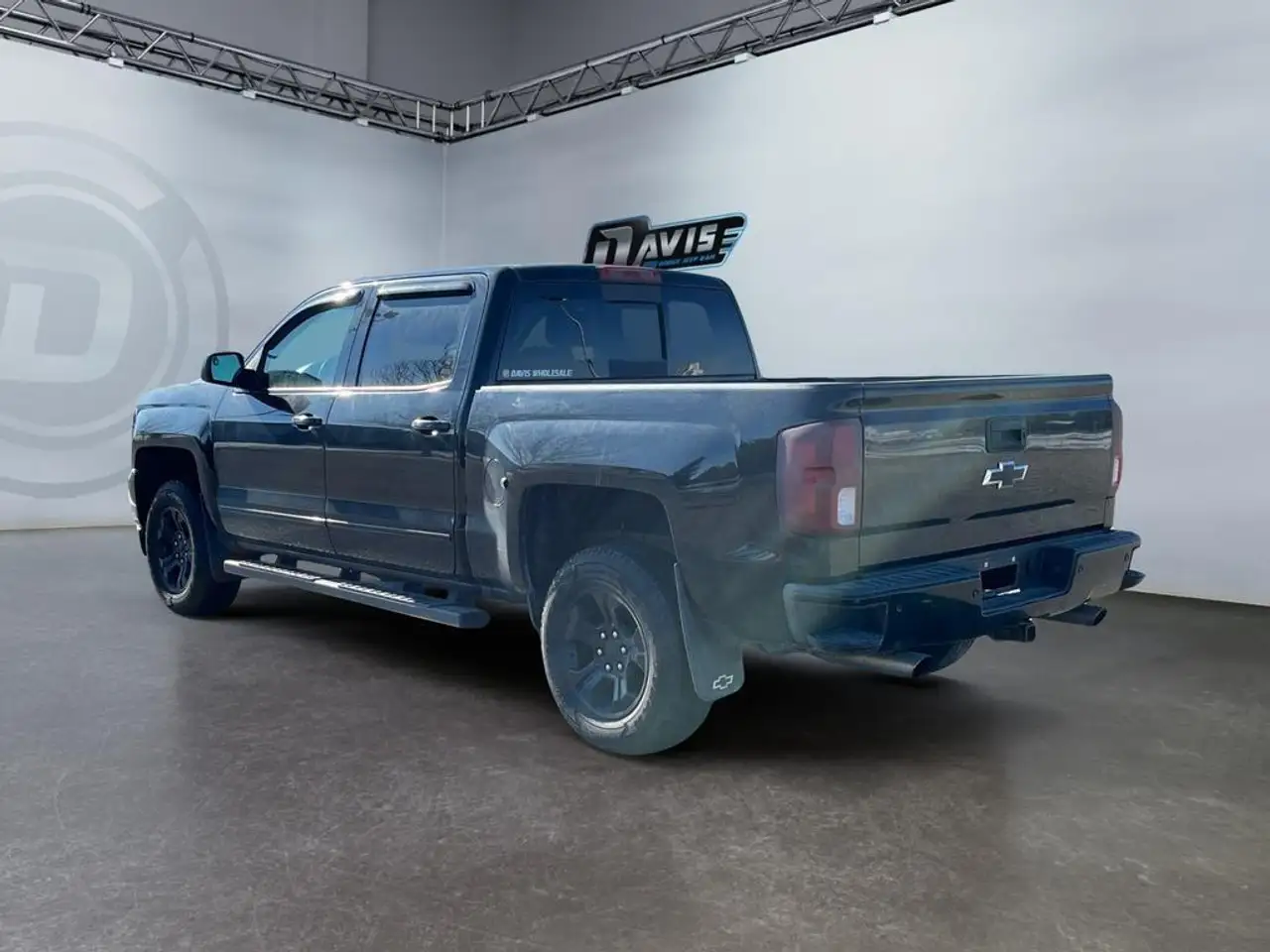 Chevrolet Silverado 1500 снимка Chevrolet Silverado 1500