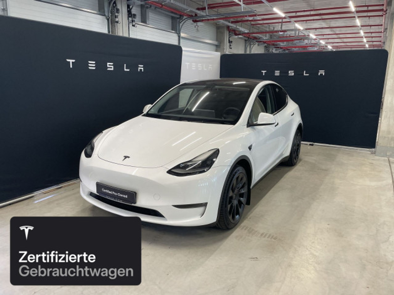 Tesla Model Y Long Range AWD — photo 2