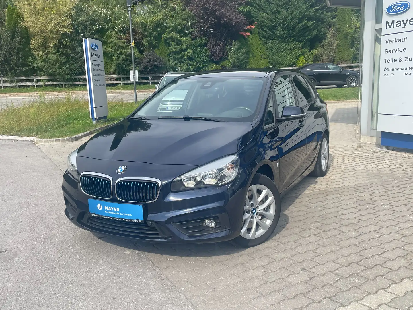 BMW 225 225xe PHEV Active Tourer Advantage Aut. Blau - 2