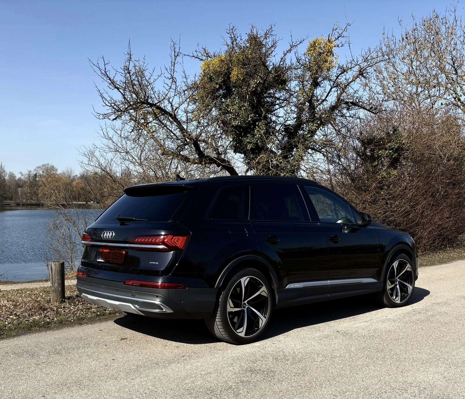 Second hand Audi Q7 3.0