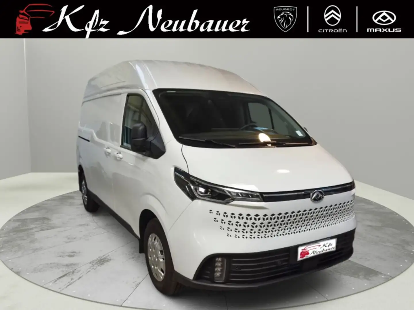 Maxus Deliver 7 Diesel L2H2 Netto €24490,- Blanco - 1