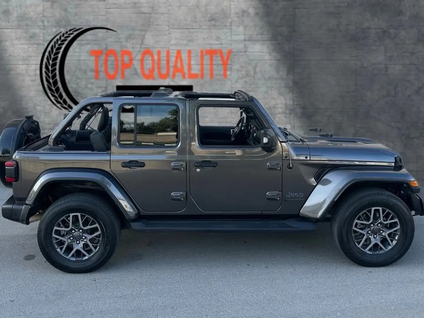 Jeep Wrangler 4p 2.0 380CV 80 Aniversario 8ATX E6D Gris - 1