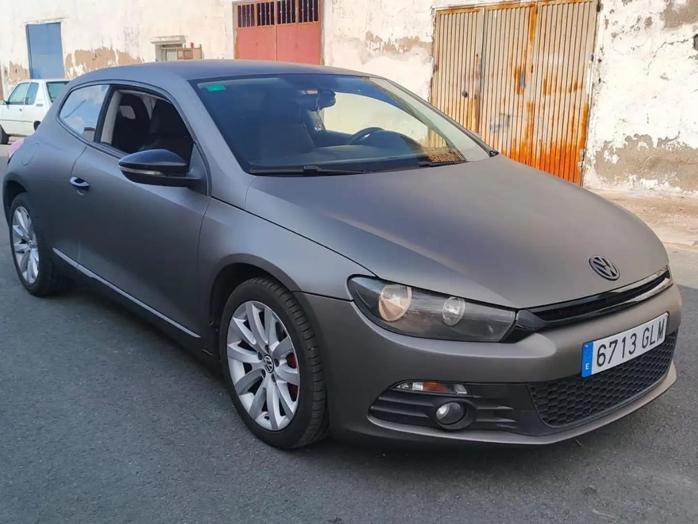 Volkswagen Scirocco 2.0TDI Gris - 2