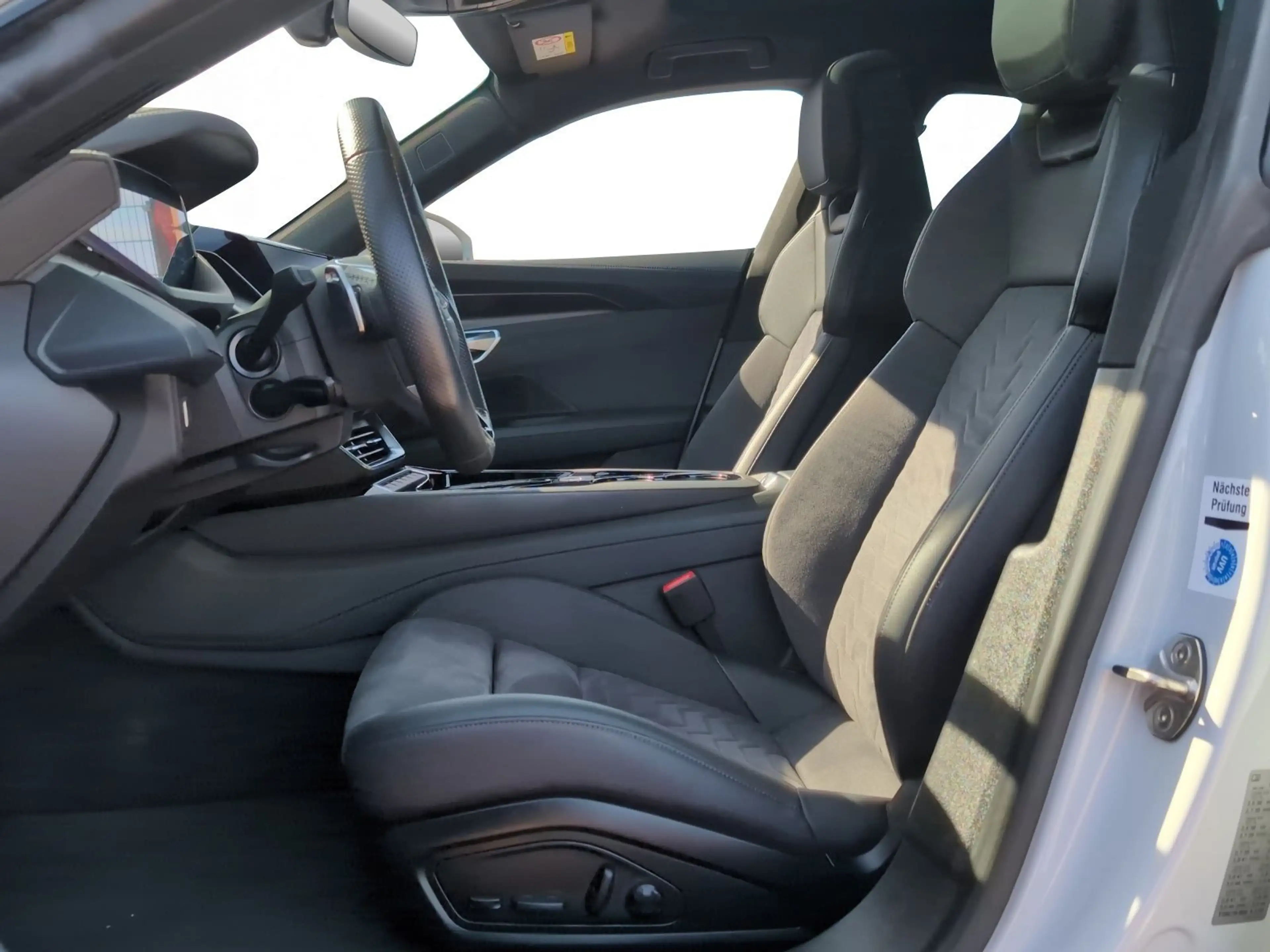Audi e-tron GT e-tron GT qu 350 kW *Matrix*B&O*HUD*Pano*Optik S — photo 13