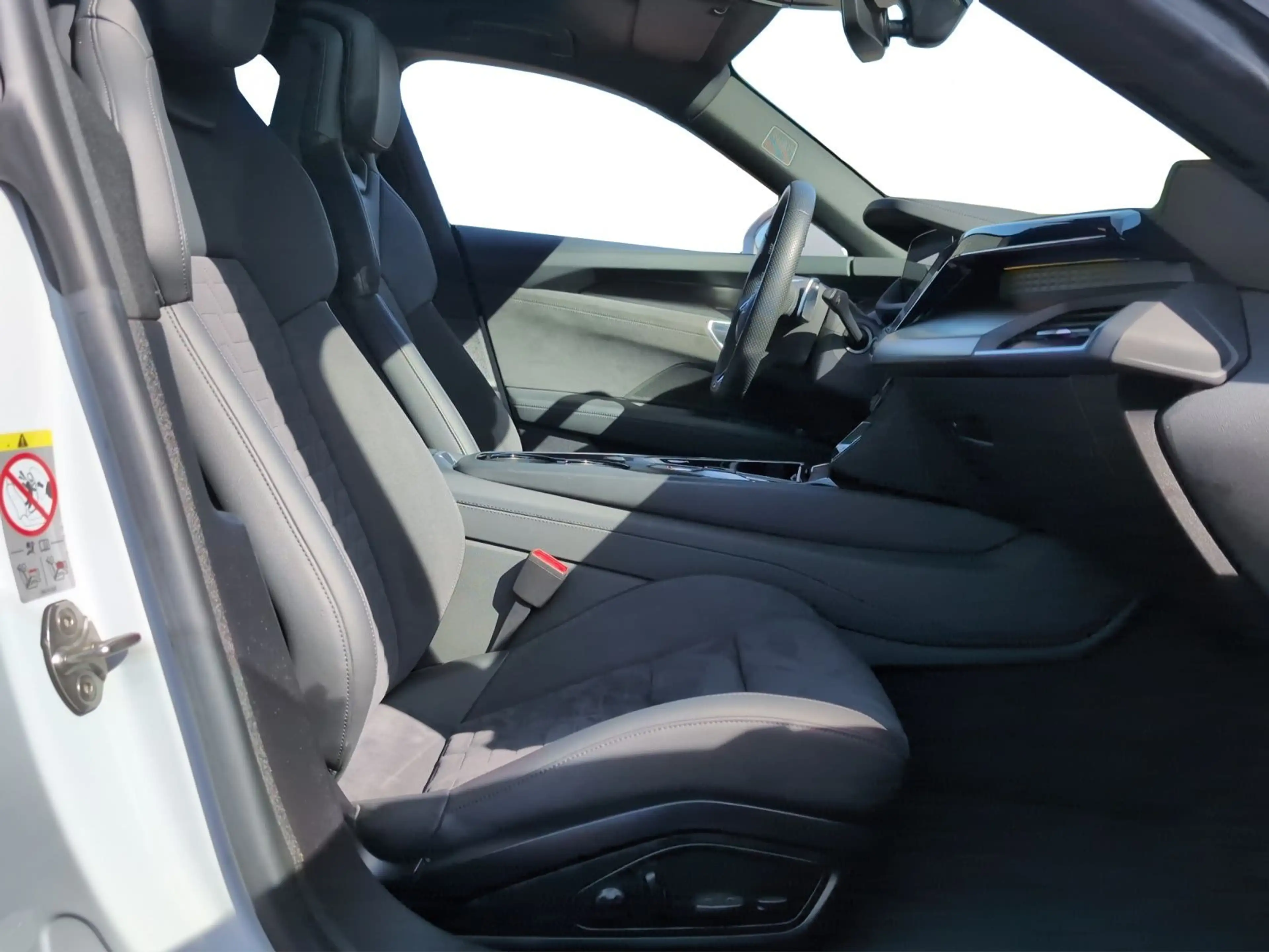Audi e-tron GT e-tron GT qu 350 kW *Matrix*B&O*HUD*Pano*Optik S — photo 4