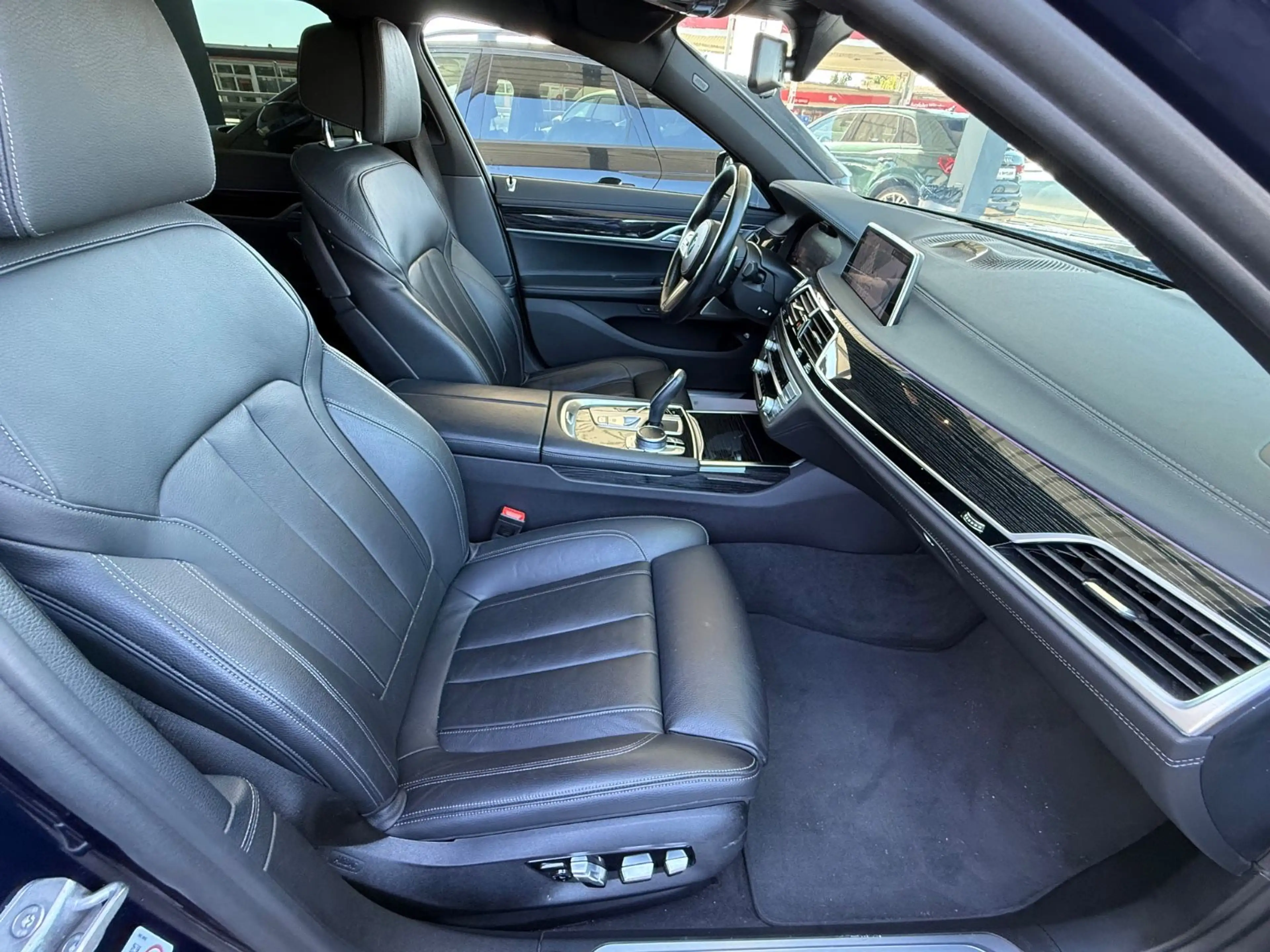 BMW 730 d M Sport B&W Laser Kam360 Soft Massage HUD — photo 14