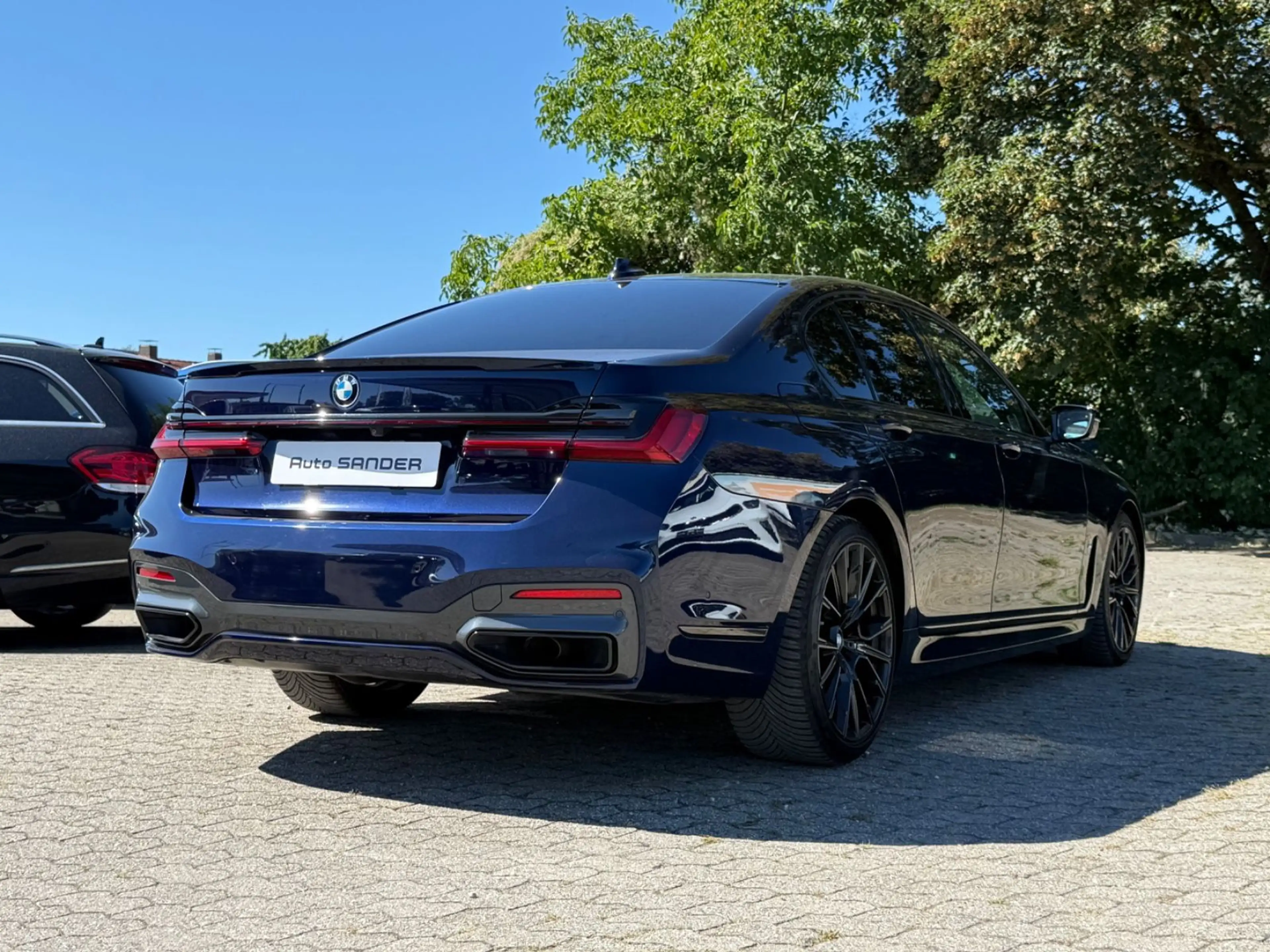 BMW 730 d M Sport B&W Laser Kam360 Soft Massage HUD — photo 6