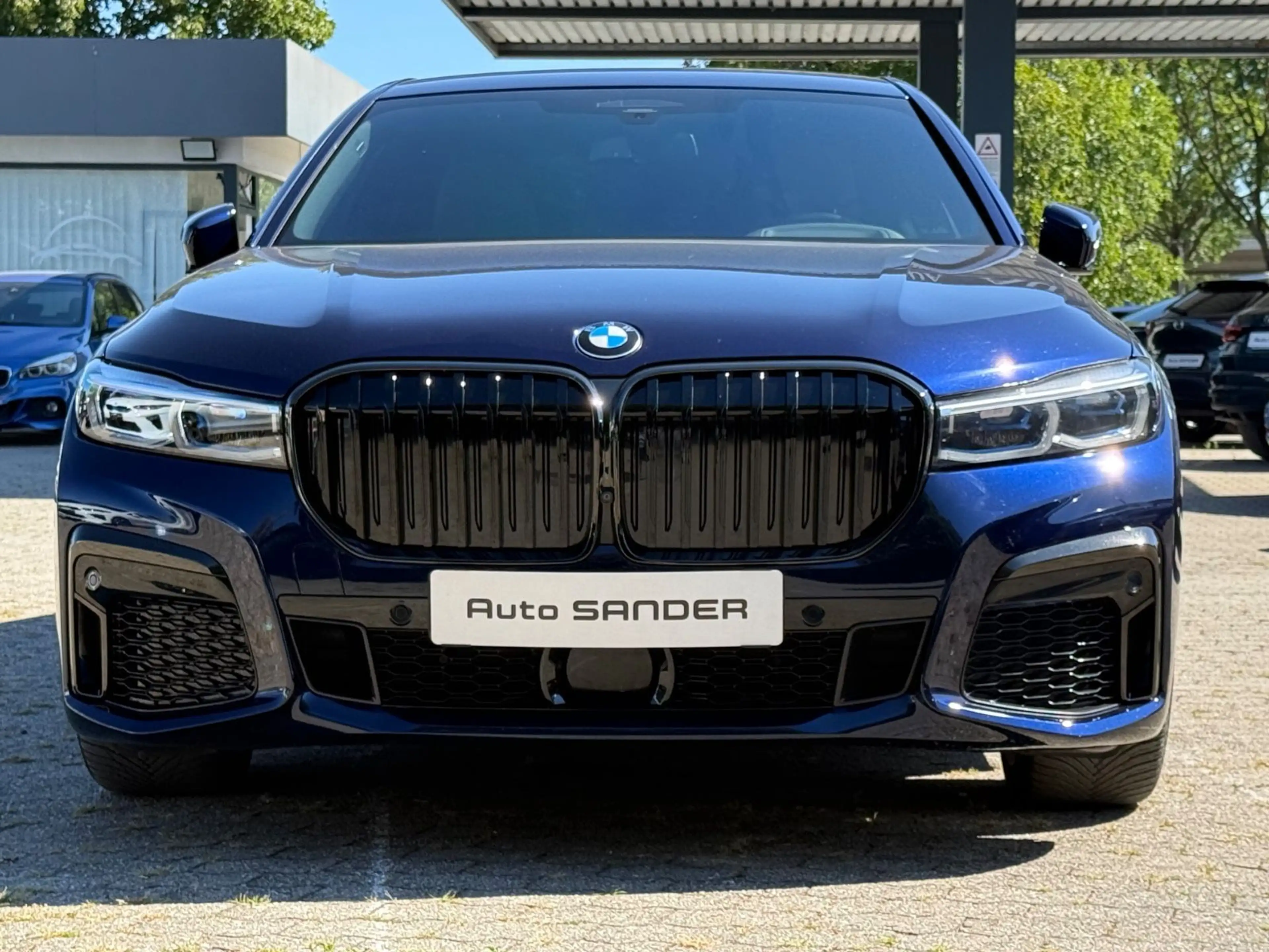 BMW 730 d M Sport B&W Laser Kam360 Soft Massage HUD — photo 8