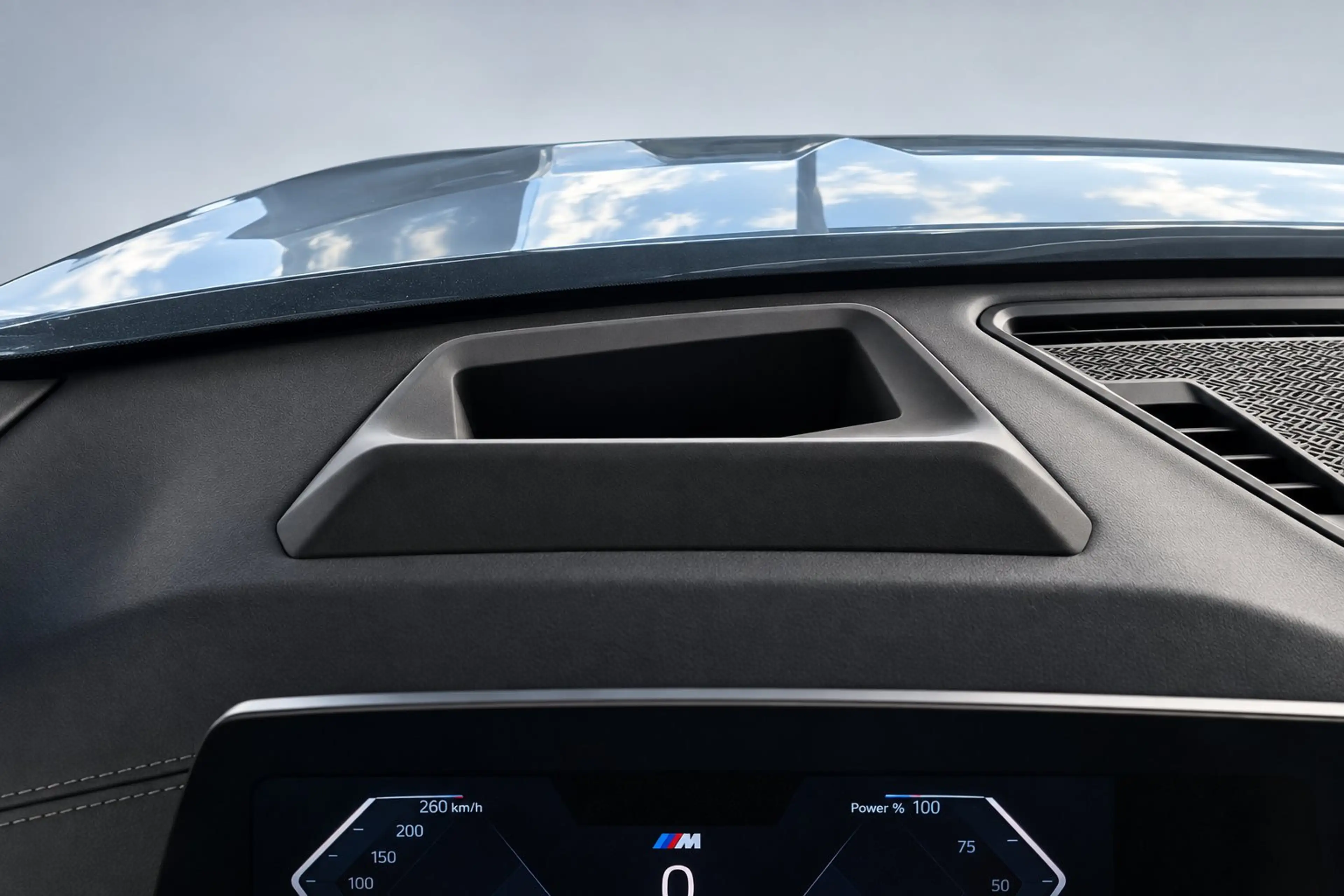 BMW X2 20d xDrive M Sport MASSAGE/AHK/MMRY/360°/20" — photo 10