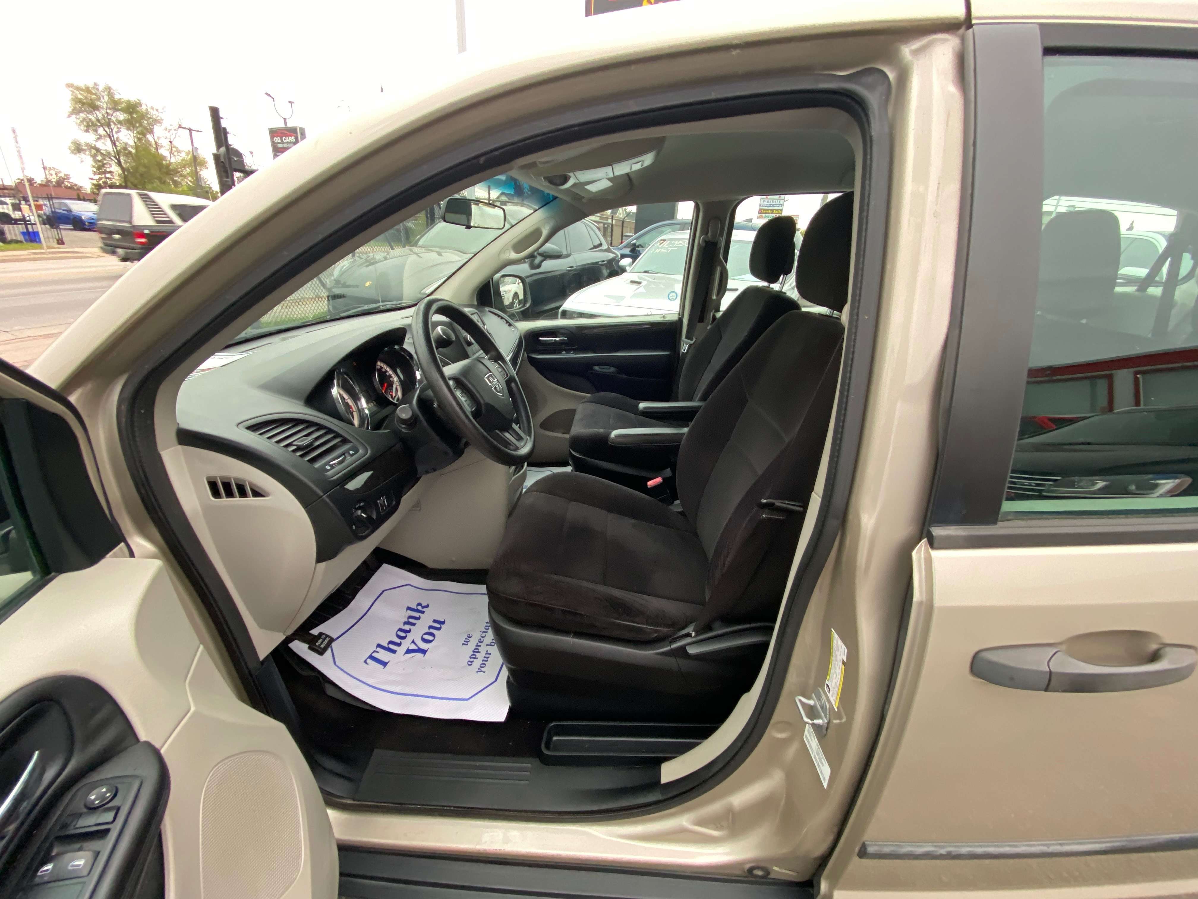 2013 Dodge Grand Caravan Passenger Van