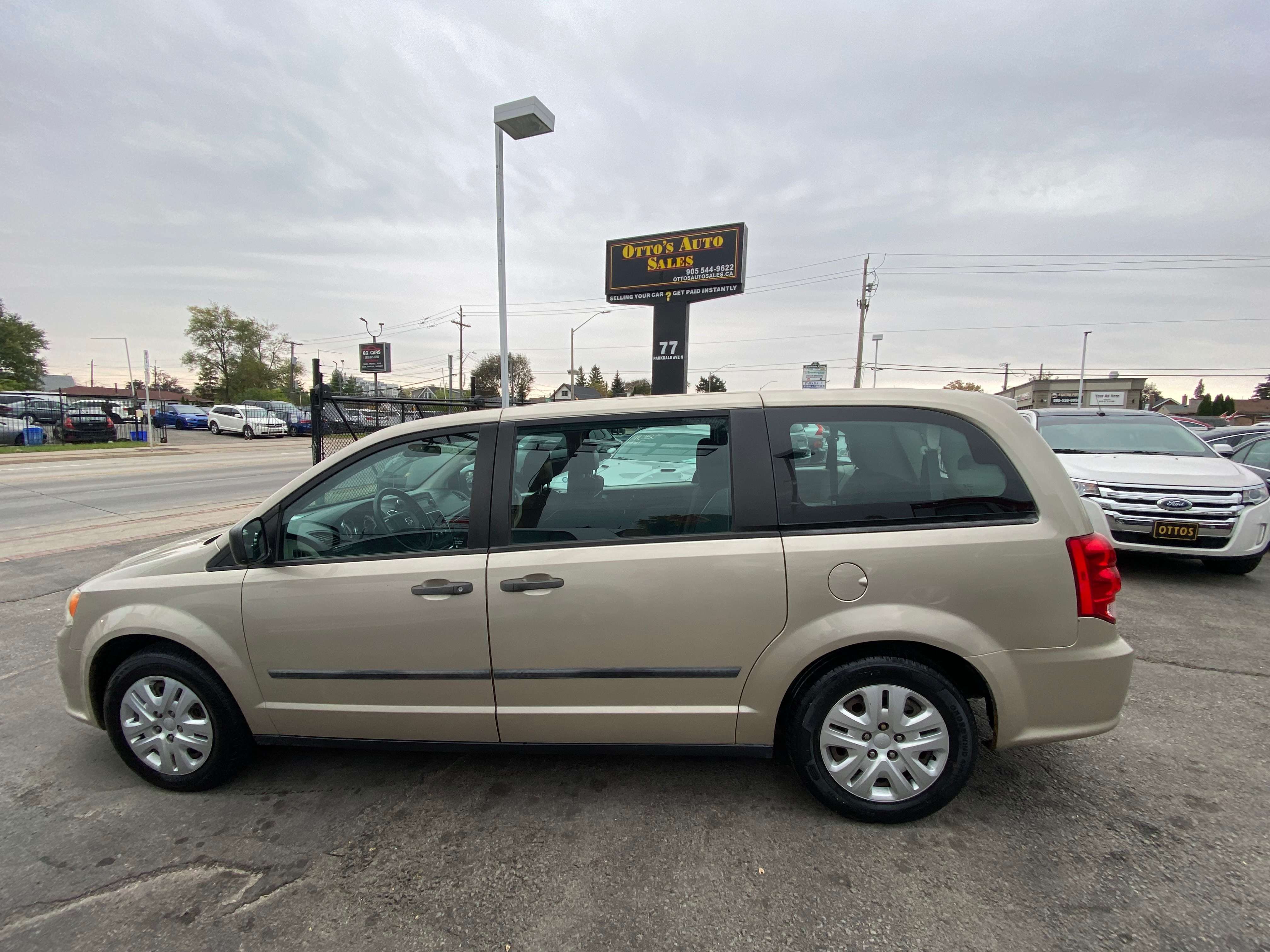 2013 Dodge Grand Caravan Passenger Van