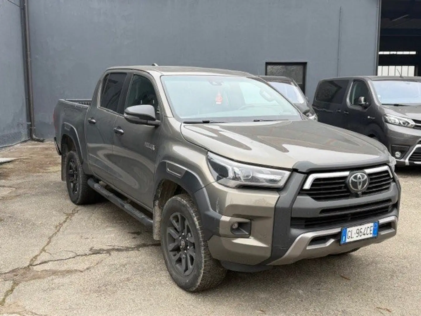Toyota Hilux Hilux IV 2021 2.8 d double cab Executive 4wd auto Brun - 1