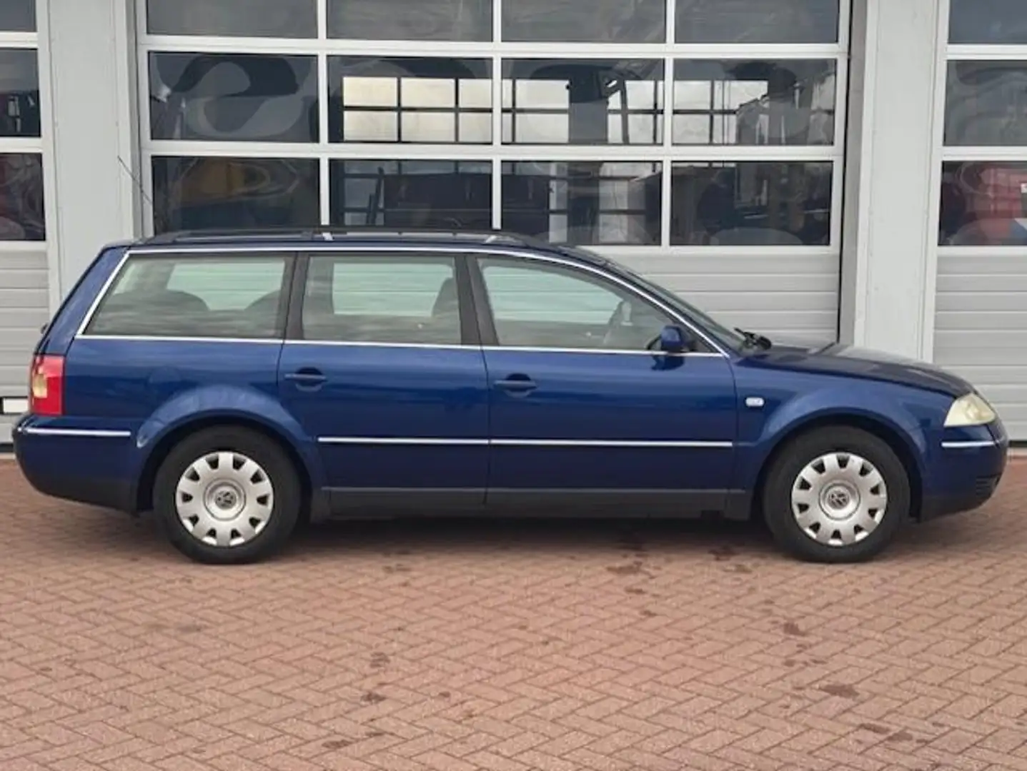 Volkswagen Passat Variant 1.9 TDI H5 Arctic -Climate -Cruise Bleu - 2