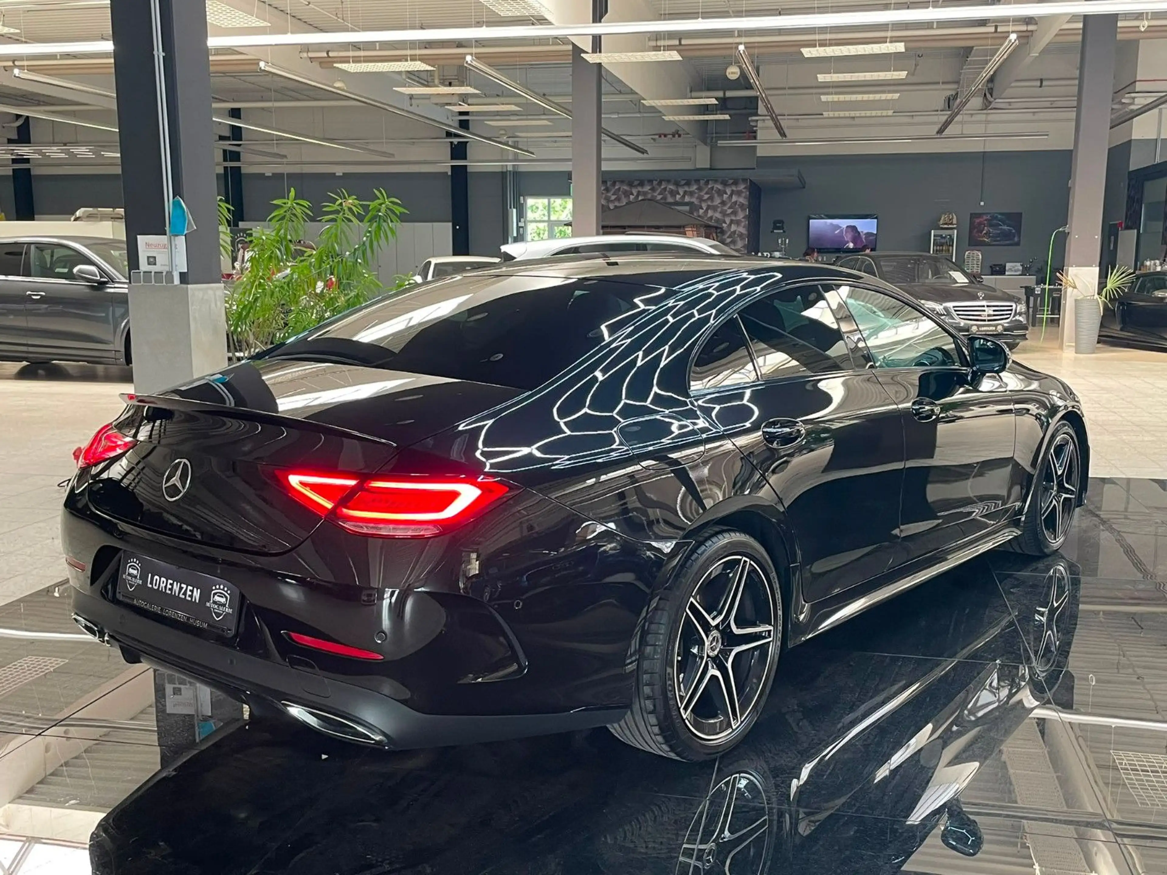 Mercedes-Benz CLS 400 CLS 400 d 4Matic AMG Burmester 360 — photo 6