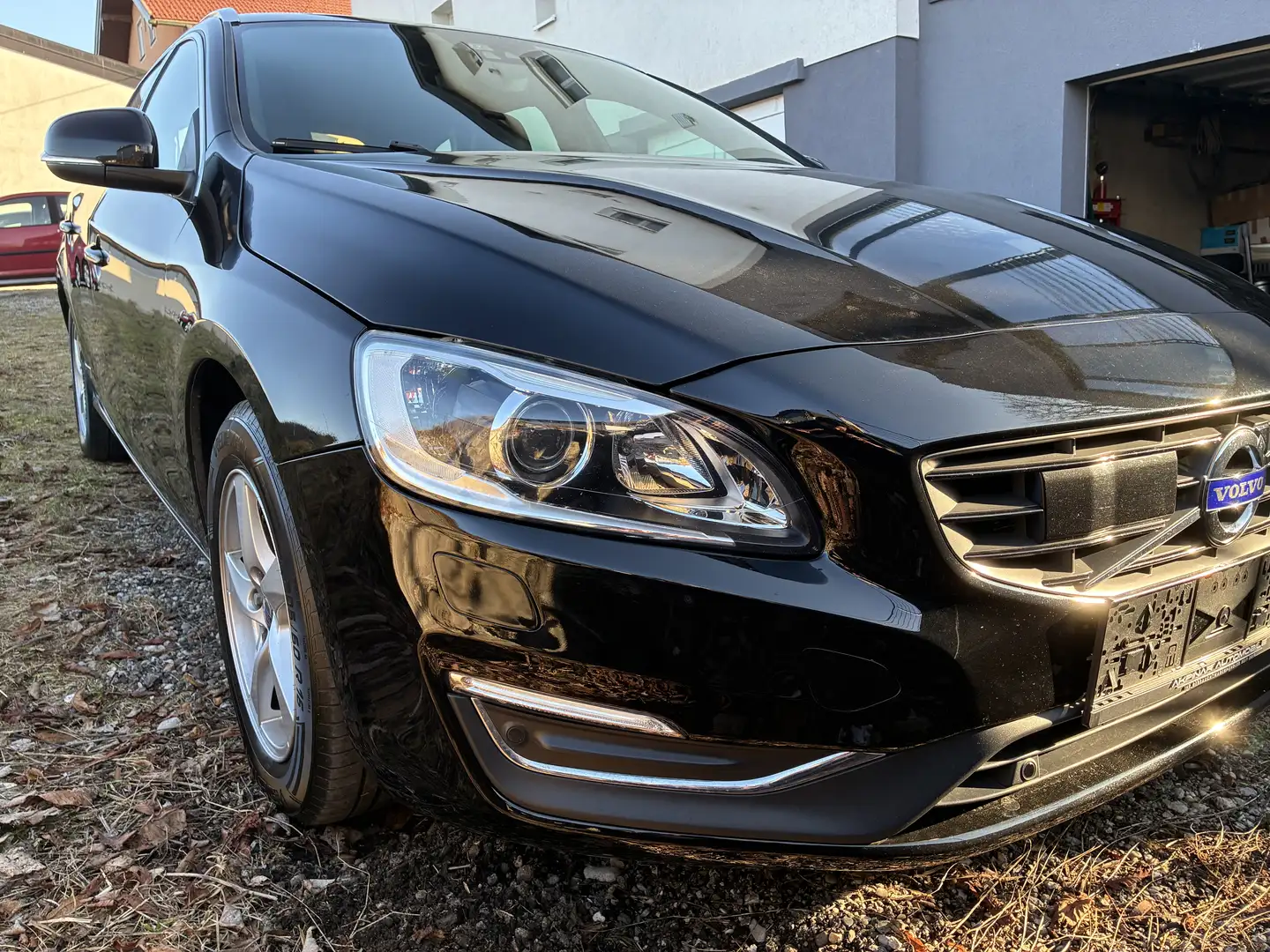 Volvo V60 D4 Geartronic Summum - 1